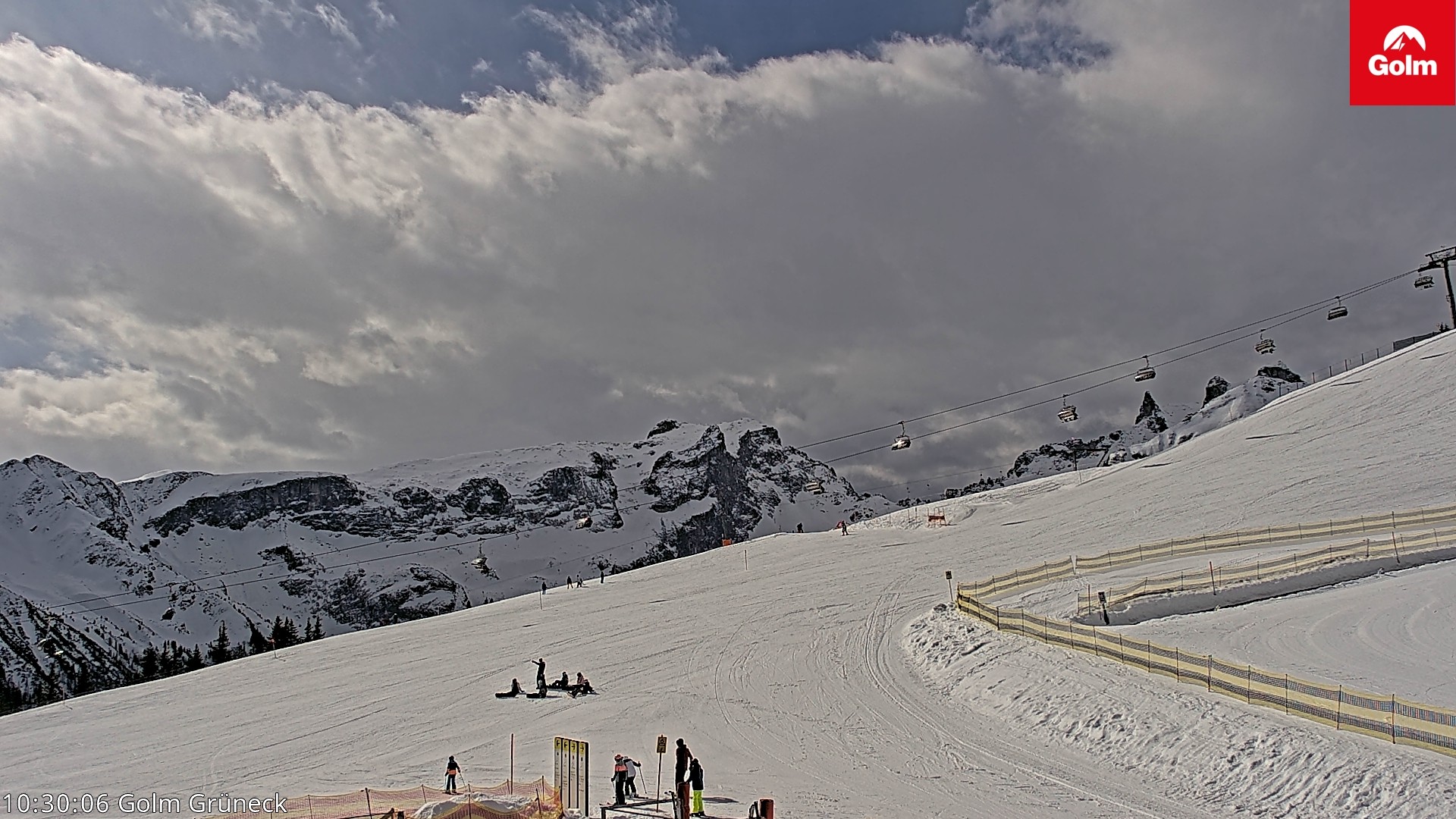 Archived image Webcam View Tschagguns Mittagsspitze from Golm