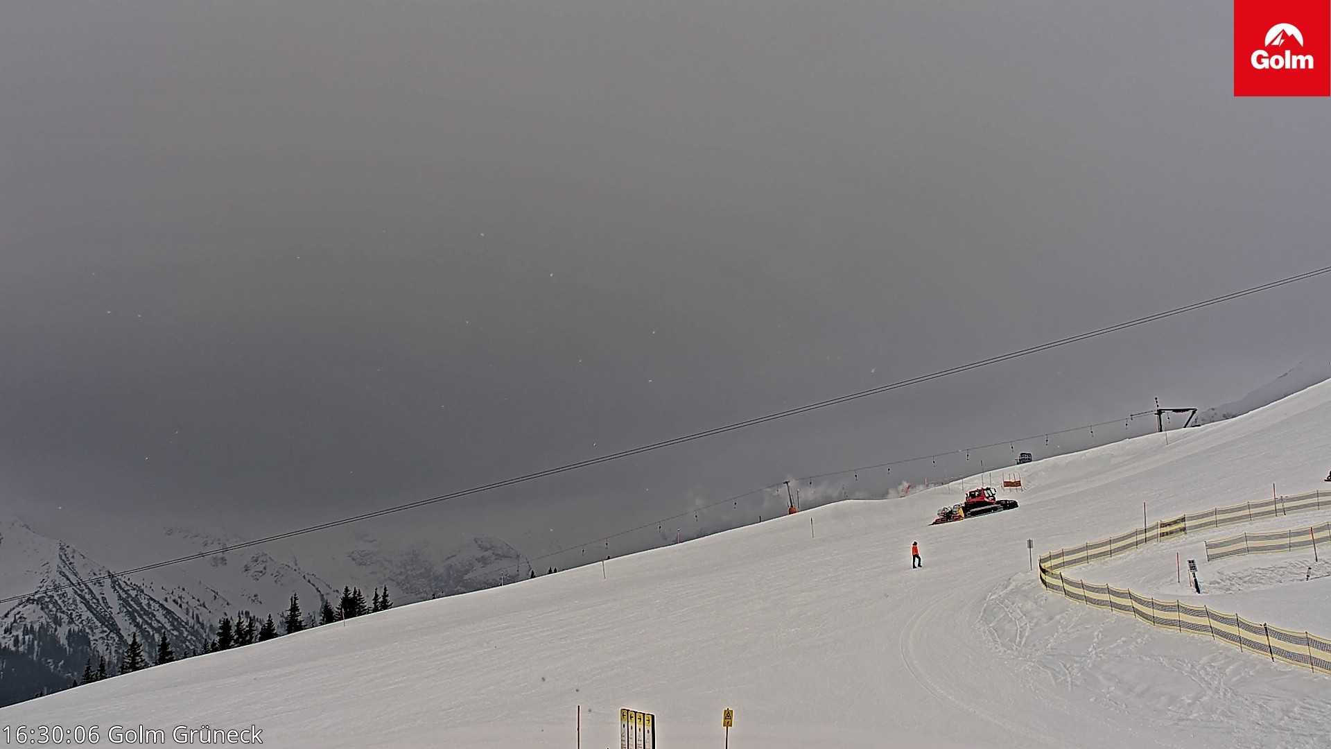 Archived image Webcam View Tschagguns Mittagsspitze from Golm