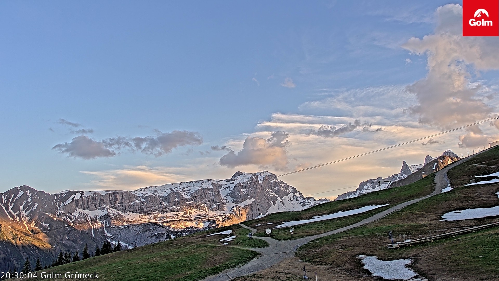 Archived image Webcam View Tschagguns Mittagsspitze from Golm