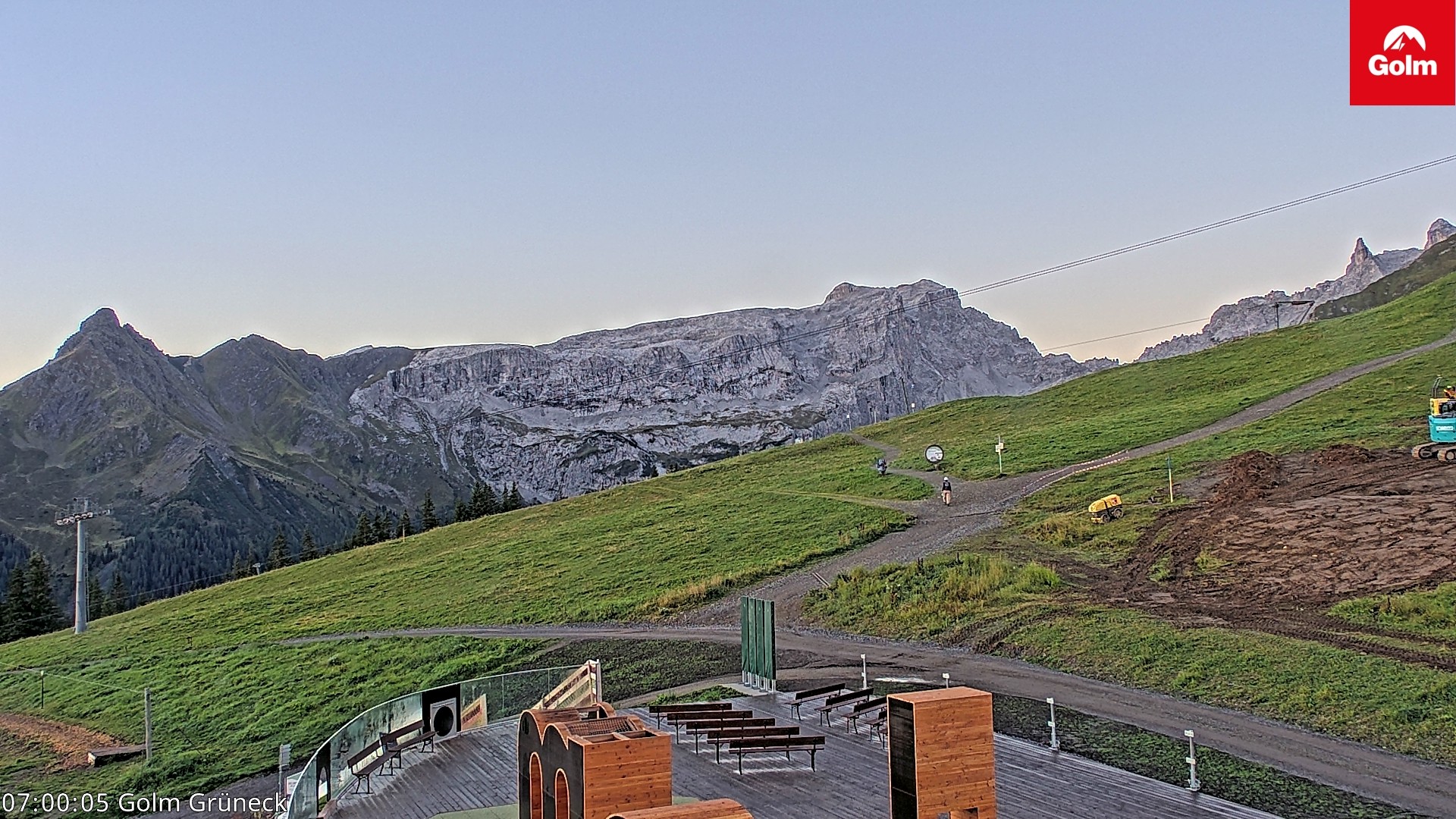 Archived image Webcam View Tschagguns Mittagsspitze from Golm