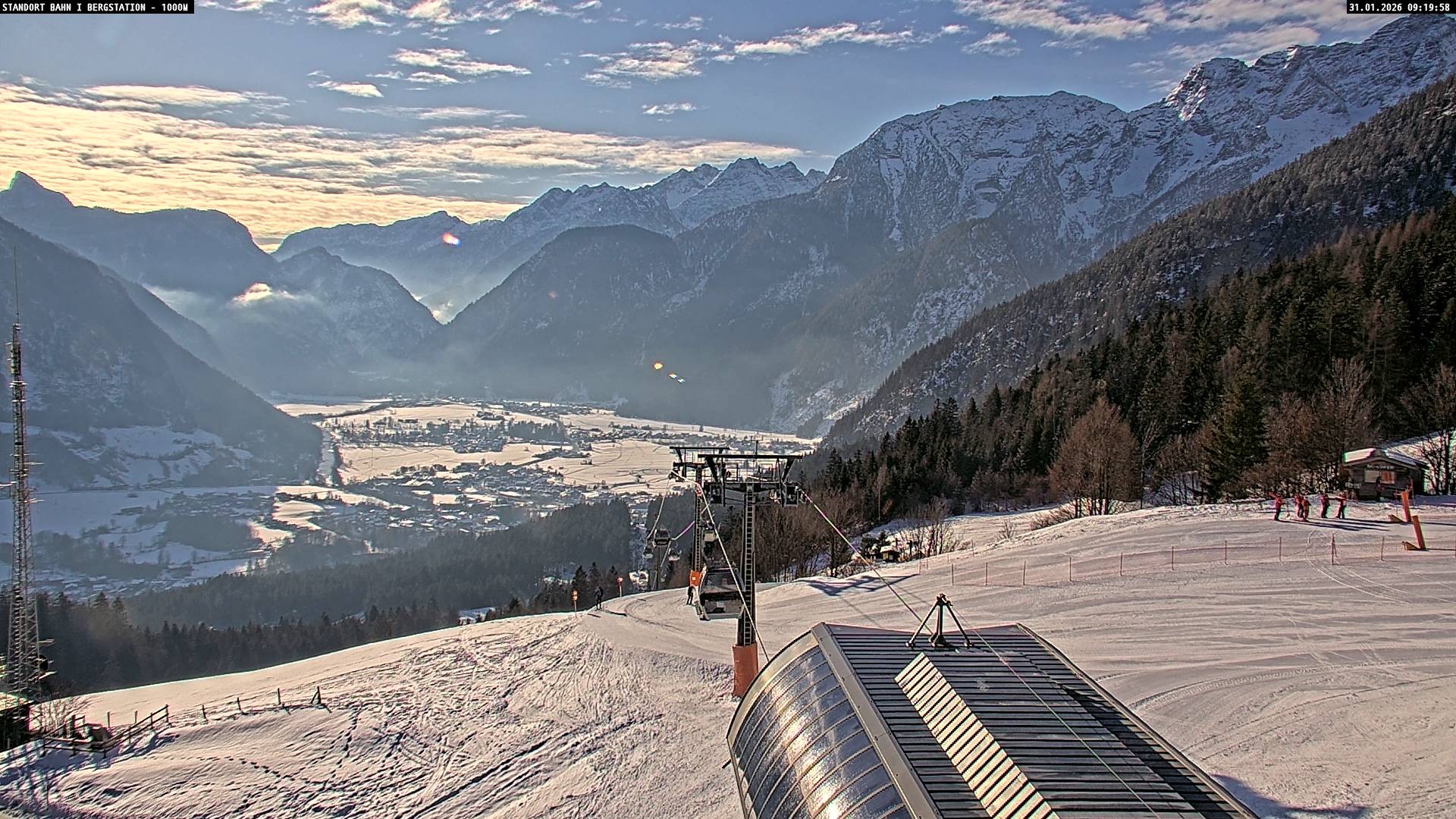 Archiv Foto Webcam Bergstation Almbahn I, Lofer