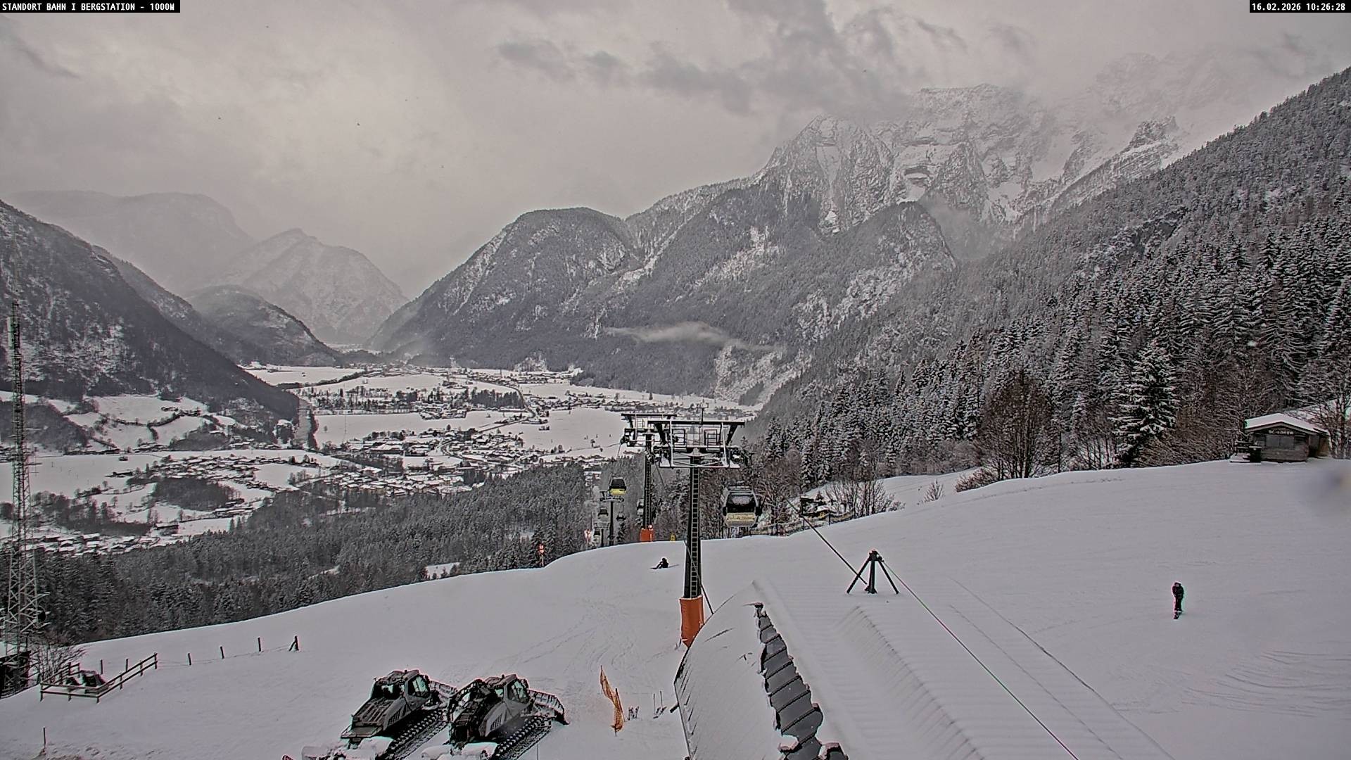 Archiv Foto Webcam Bergstation Almbahn I, Lofer