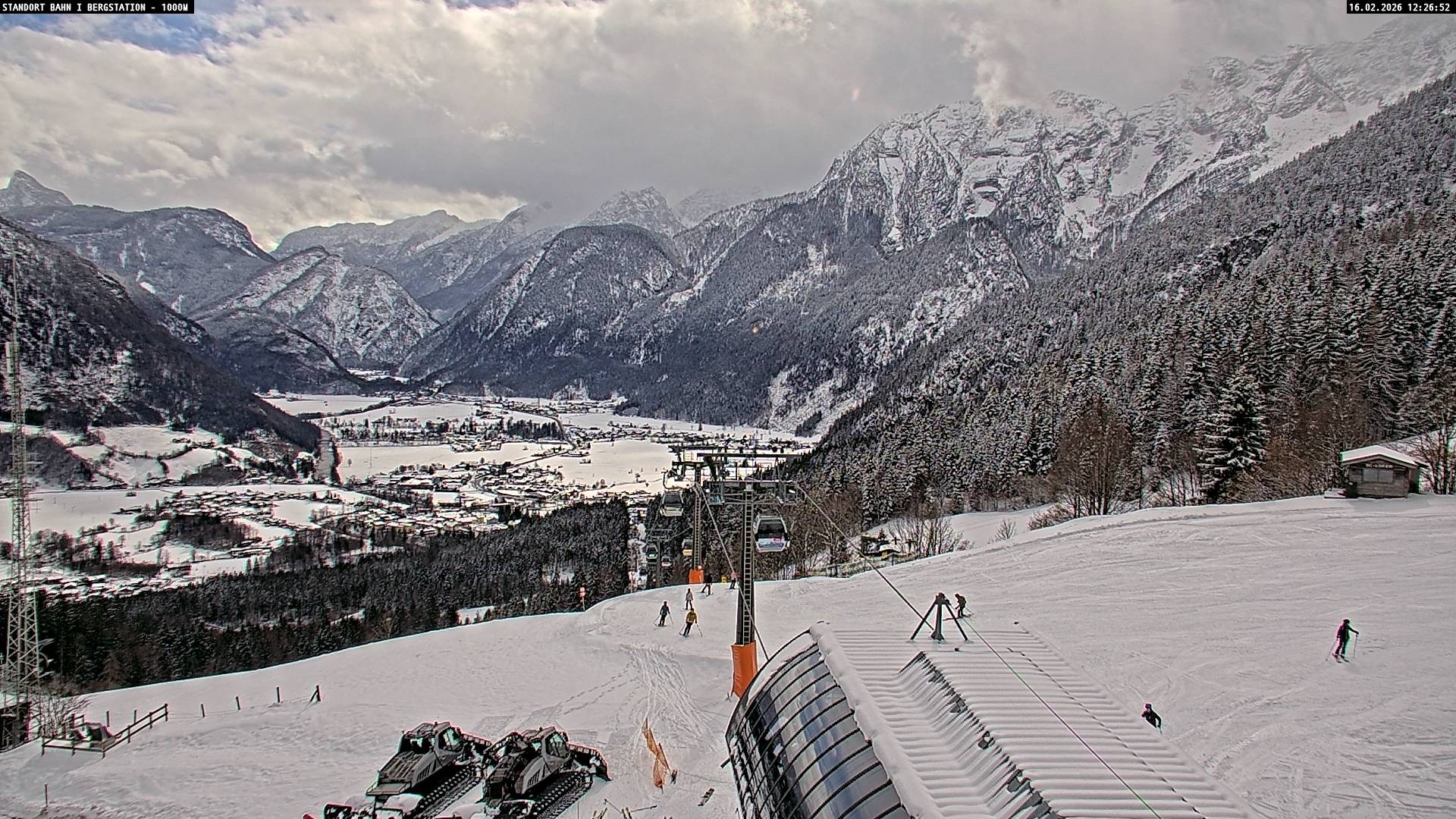 Archiv Foto Webcam Bergstation Almbahn I, Lofer