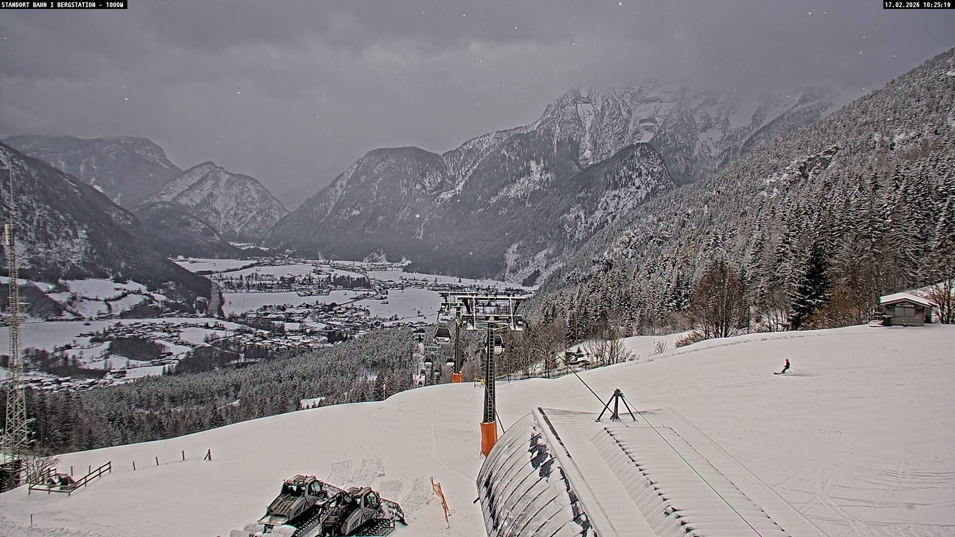 Archiv Foto Webcam Bergstation Almbahn I, Lofer