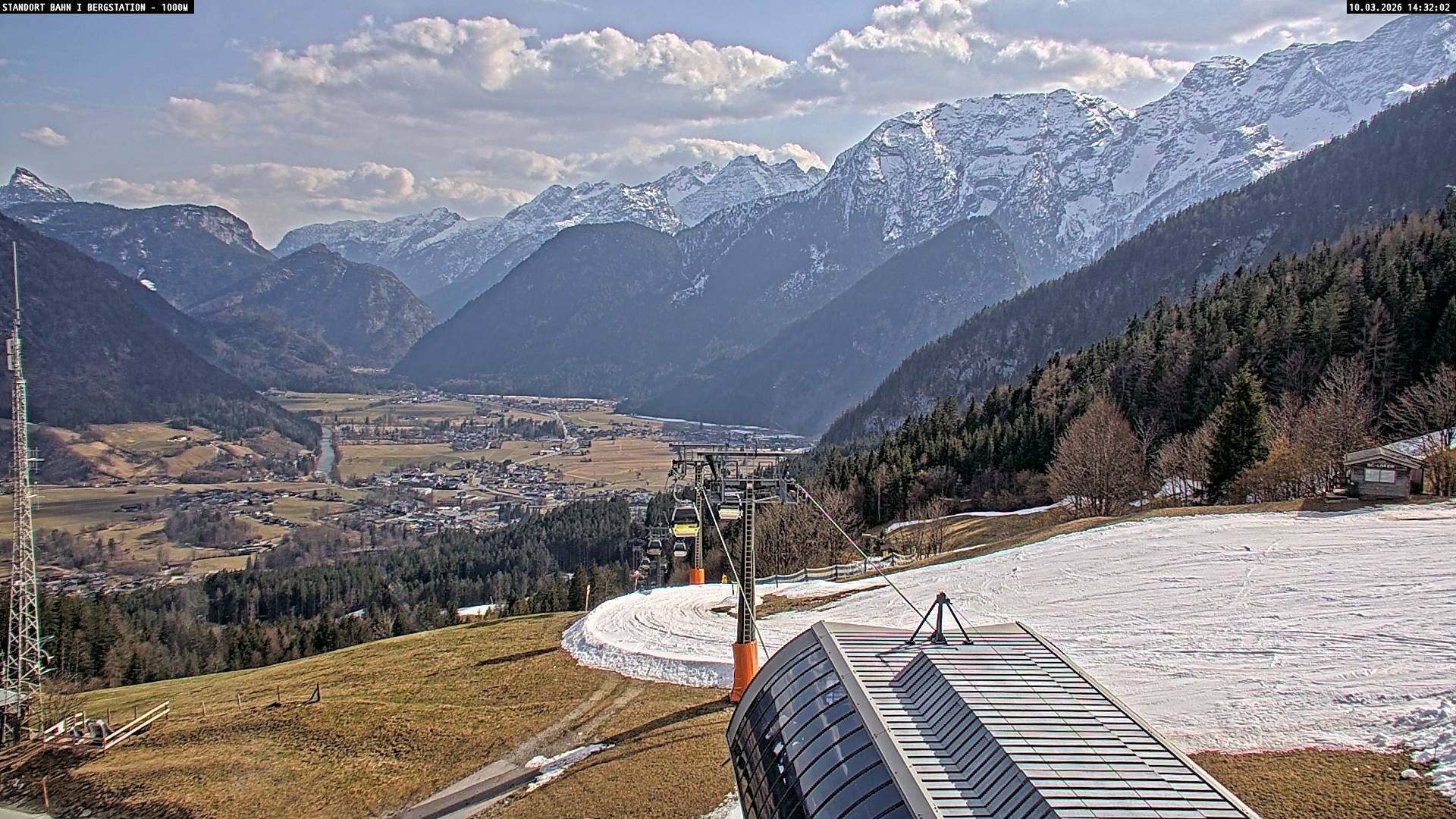 Archiv Foto Webcam Bergstation Almbahn I, Lofer