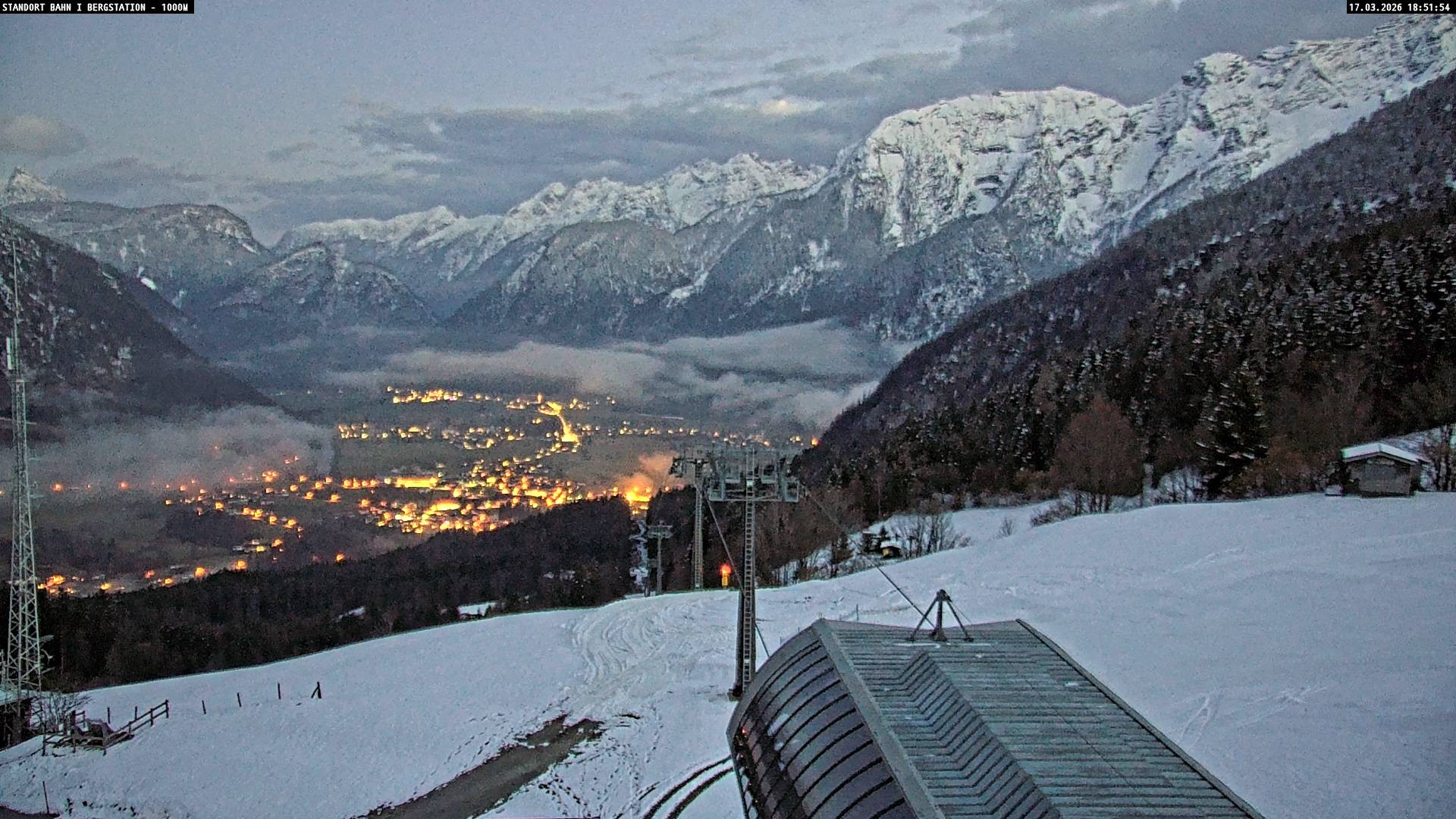 Archiv Foto Webcam Bergstation Almbahn I, Lofer