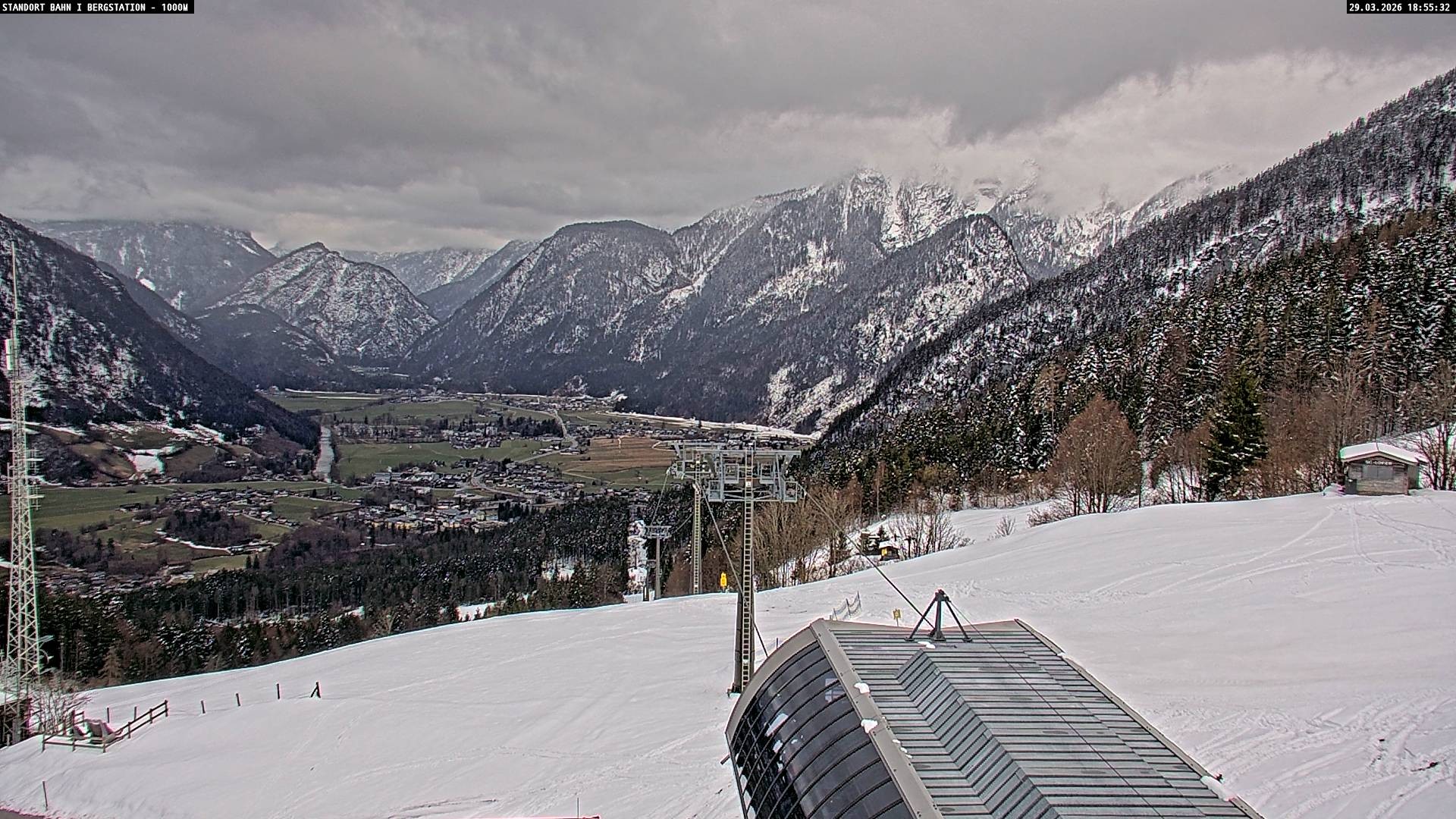 Archiv Foto Webcam Bergstation Almbahn I, Lofer