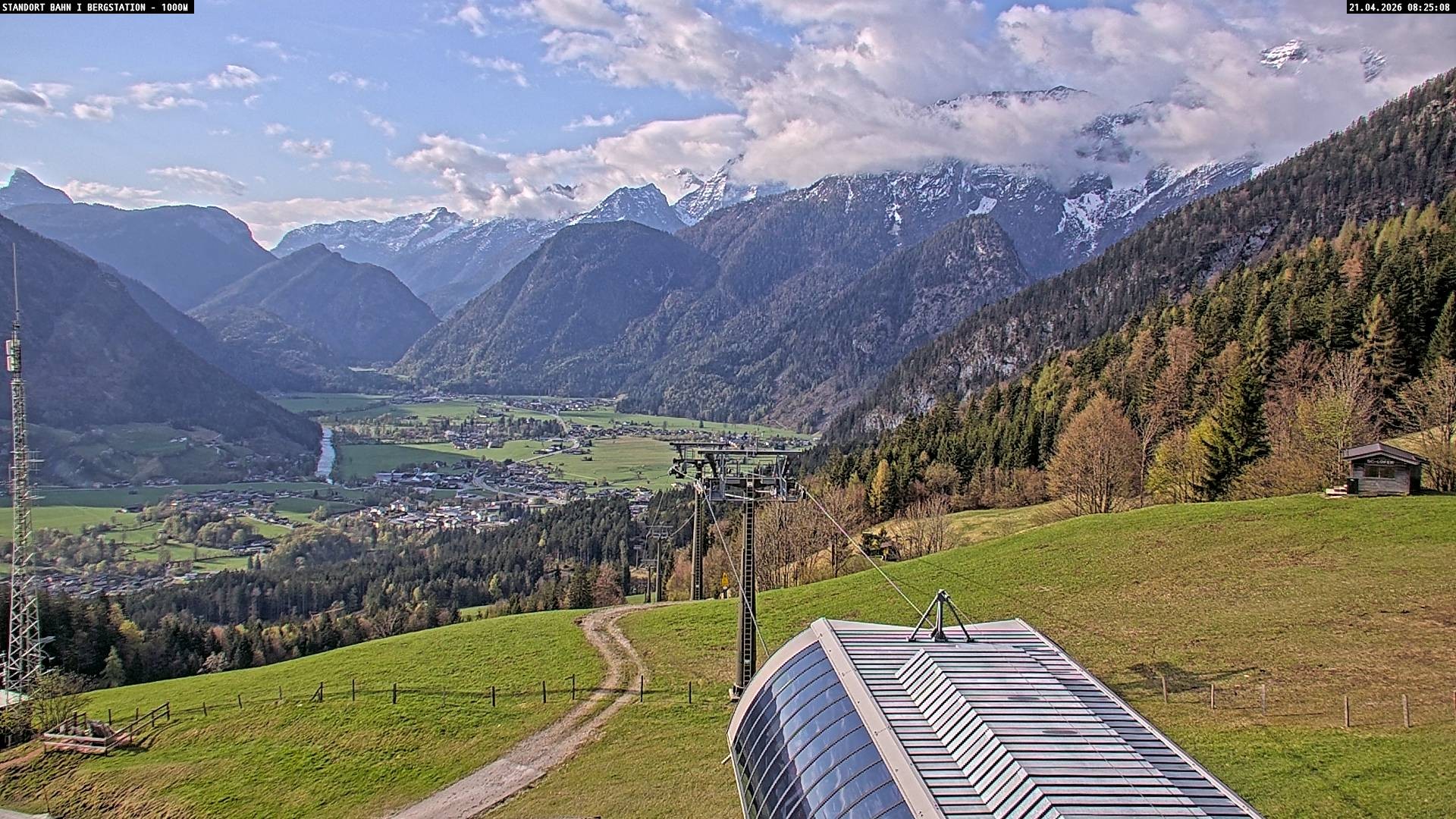 Archiv Foto Webcam Bergstation Almbahn I, Lofer