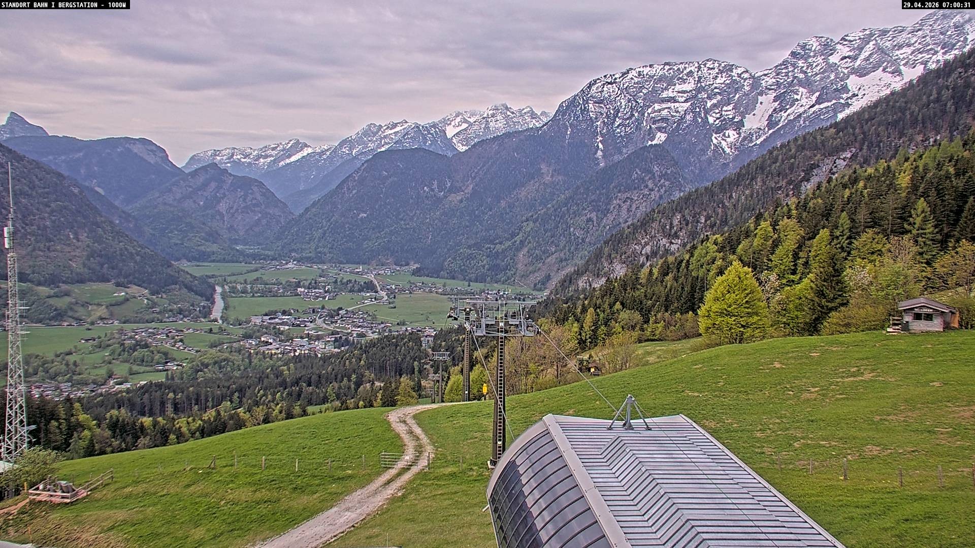 Archiv Foto Webcam Bergstation Almbahn I, Lofer