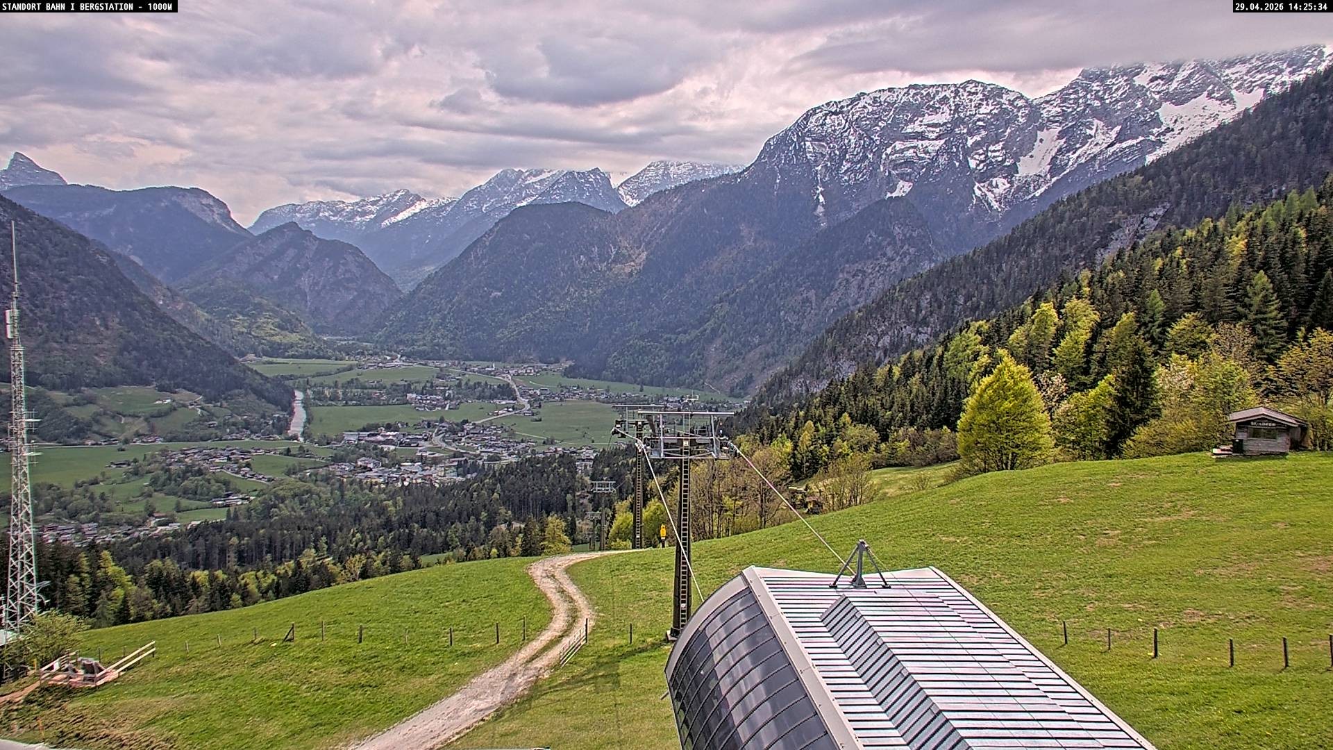 Archiv Foto Webcam Bergstation Almbahn I, Lofer
