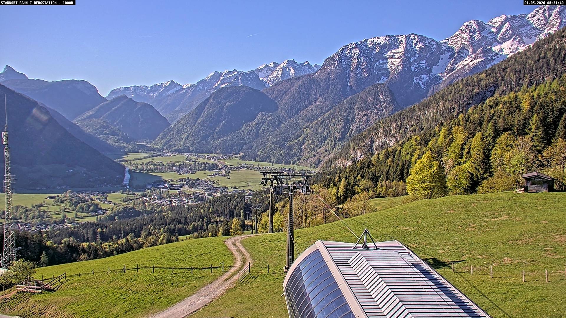 Archiv Foto Webcam Bergstation Almbahn I, Lofer