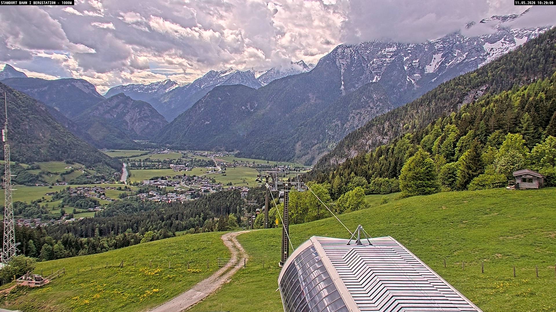 Archiv Foto Webcam Bergstation Almbahn I, Lofer