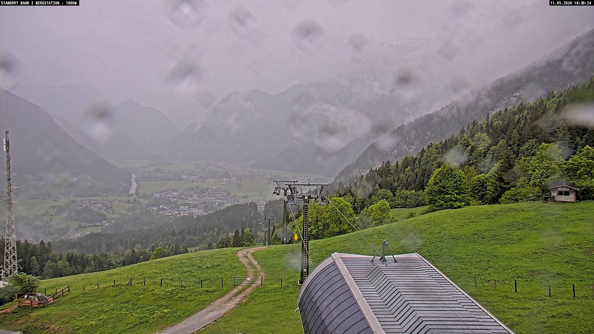 Archiv Foto Webcam Bergstation Almbahn I, Lofer