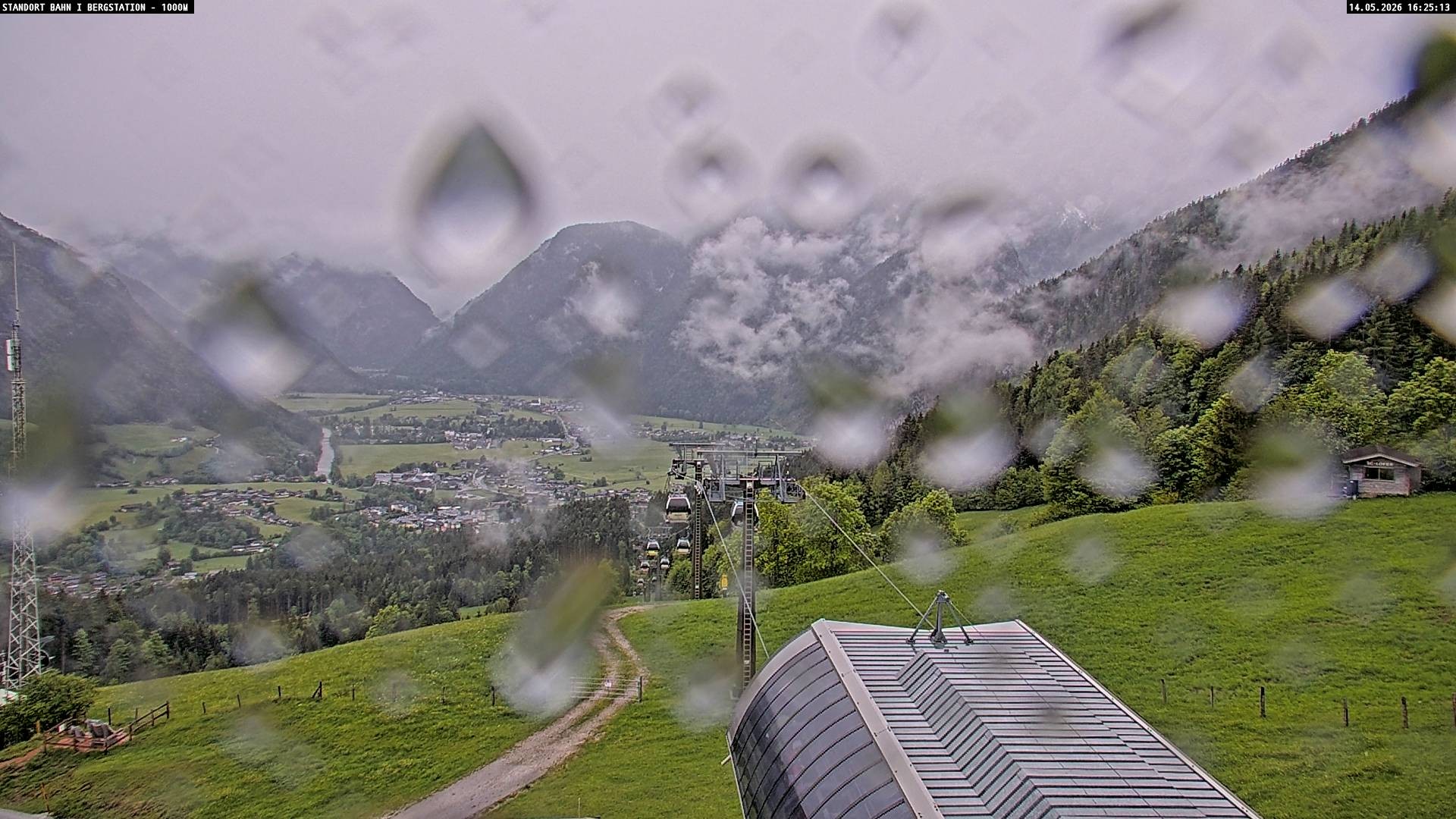 Archiv Foto Webcam Bergstation Almbahn I, Lofer