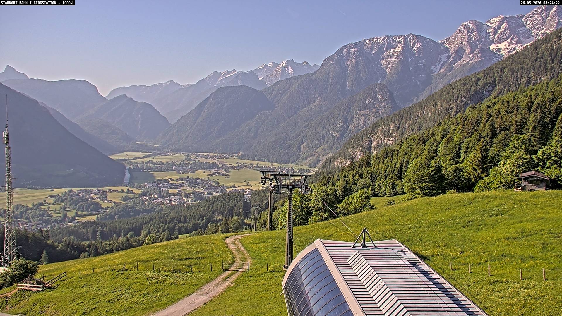 Archiv Foto Webcam Bergstation Almbahn I, Lofer