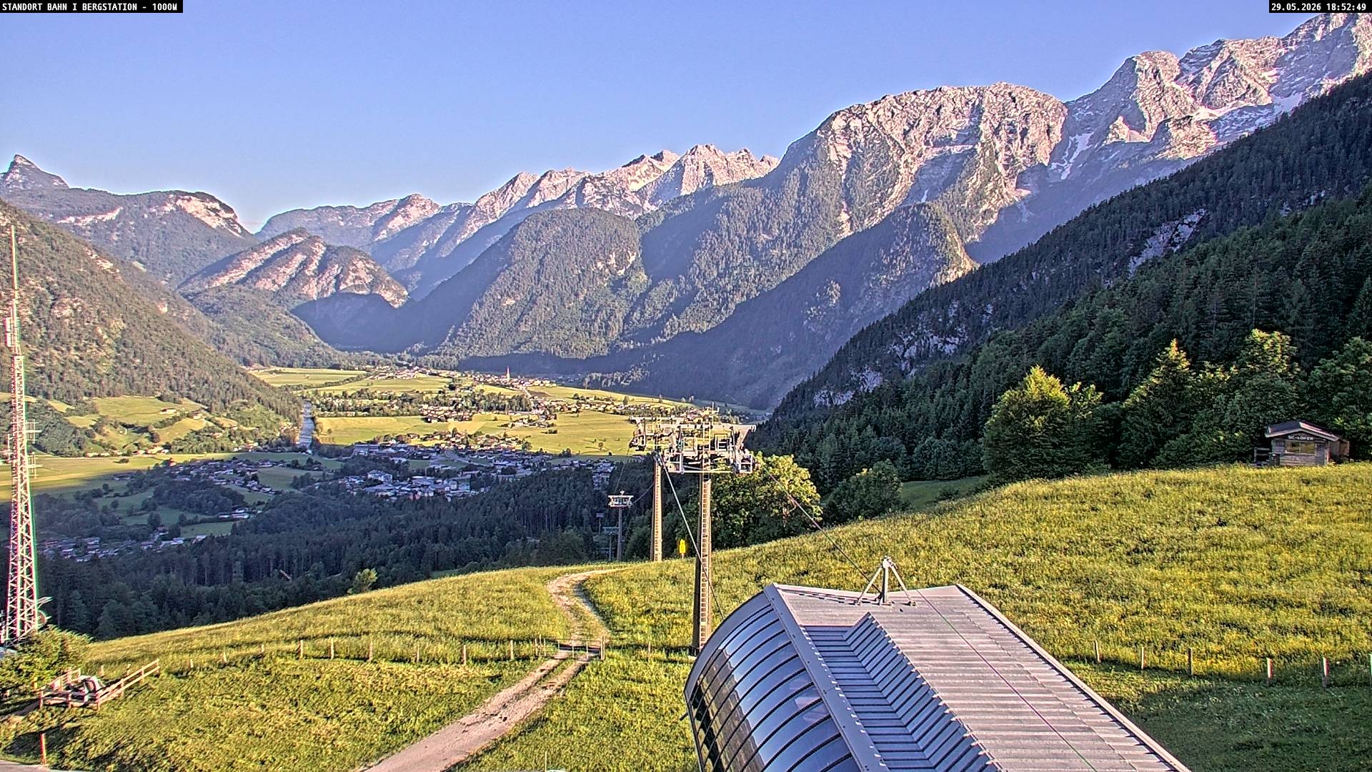 Archiv Foto Webcam Bergstation Almbahn I, Lofer