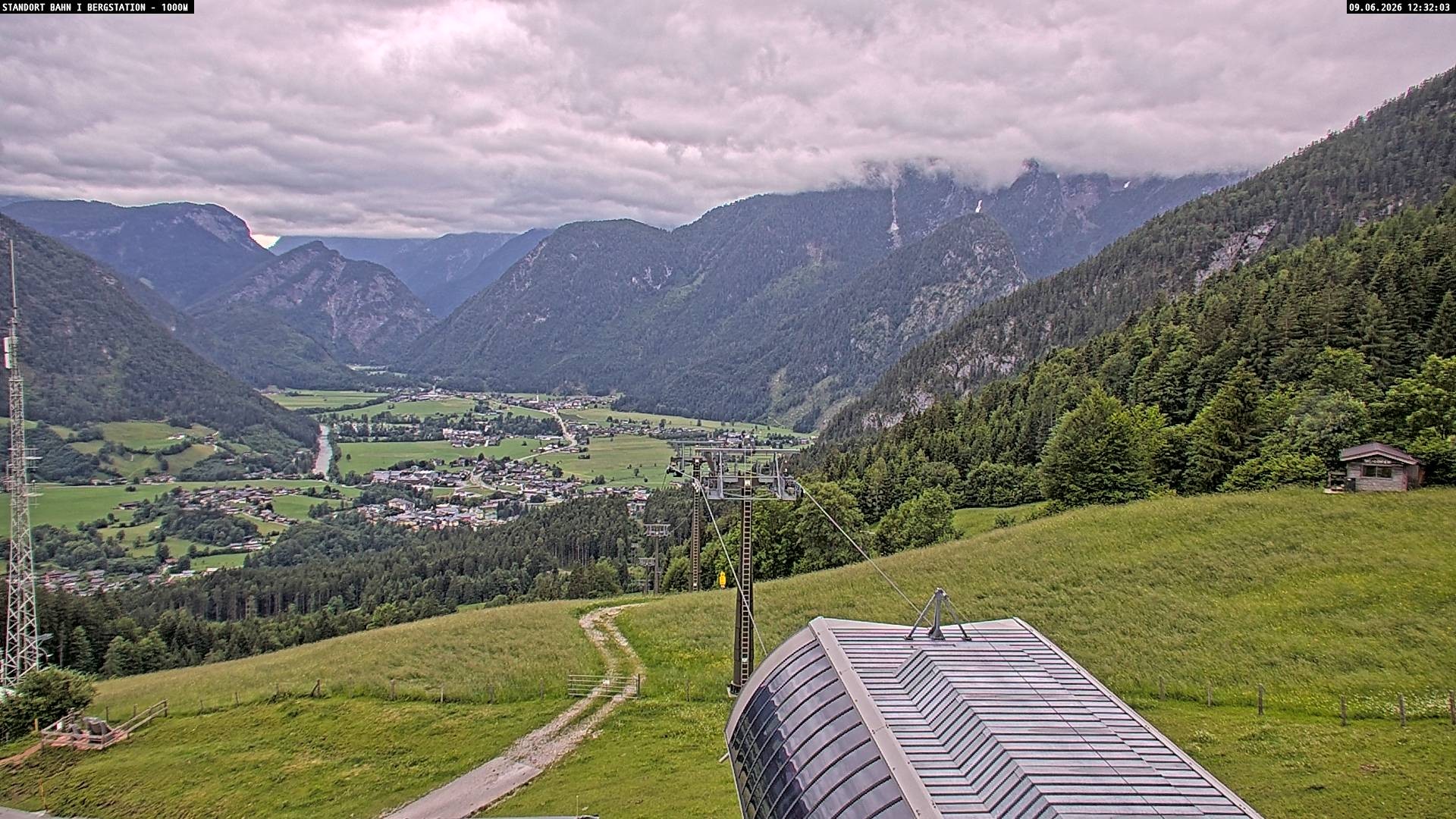 Archiv Foto Webcam Bergstation Almbahn I, Lofer