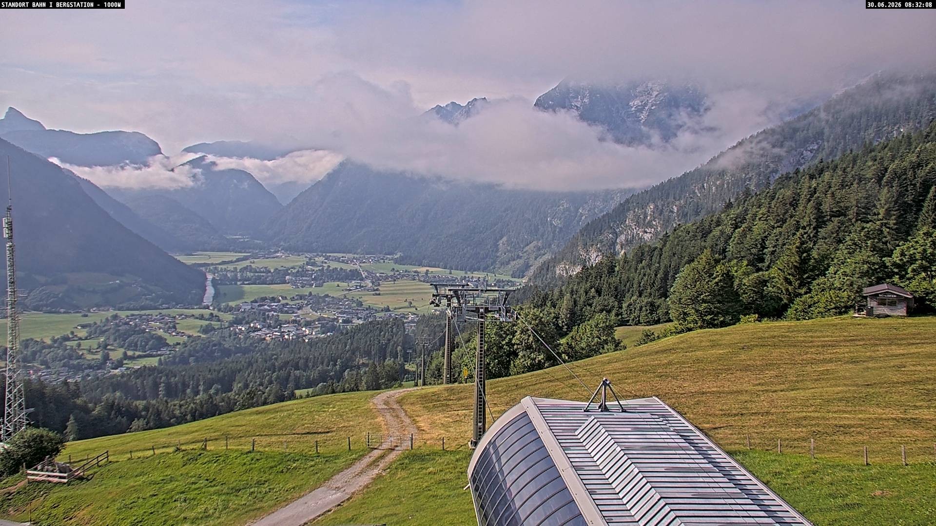Archiv Foto Webcam Bergstation Almbahn I, Lofer