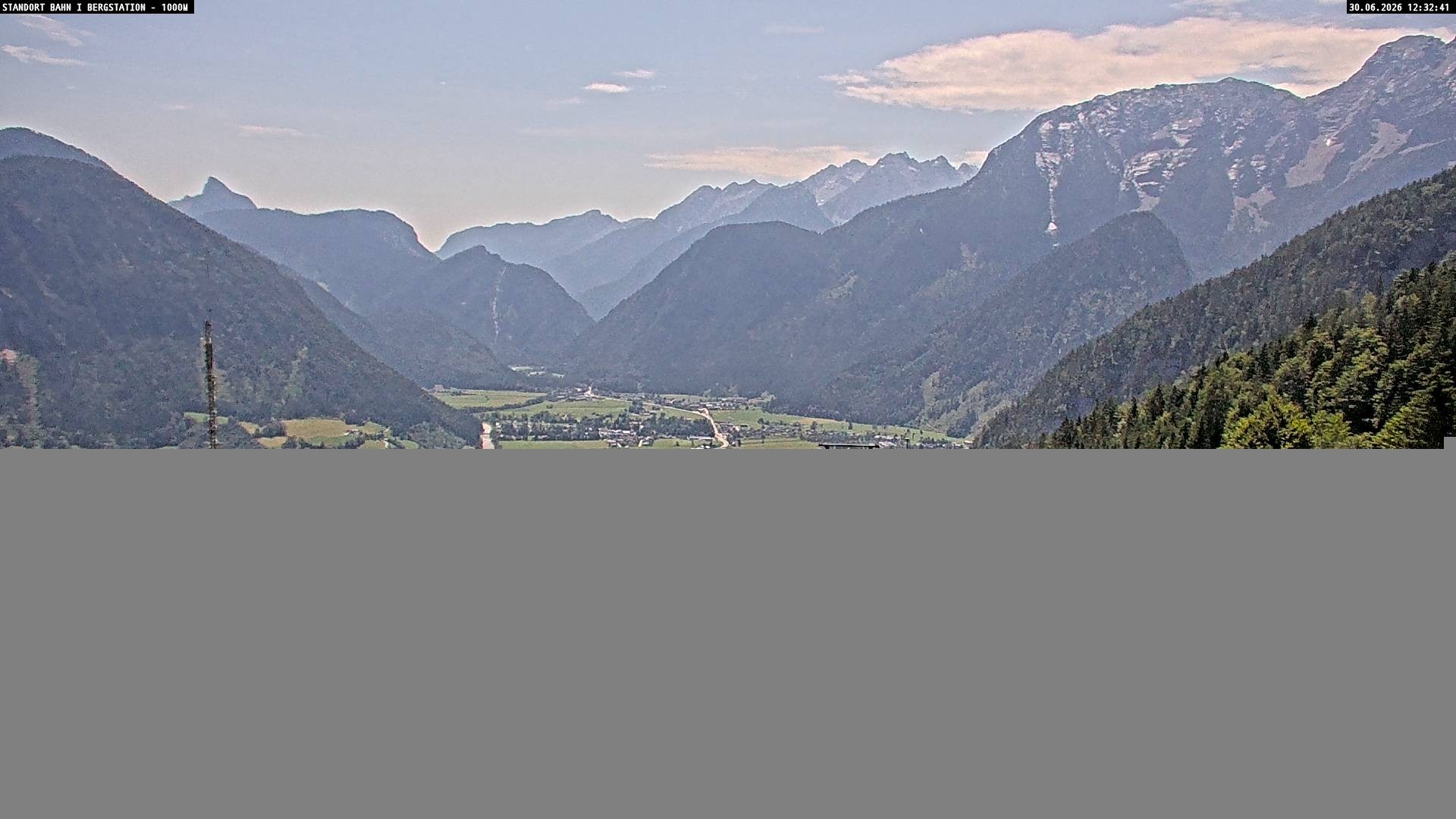Archived image Webcam Mountain station Almbahn I