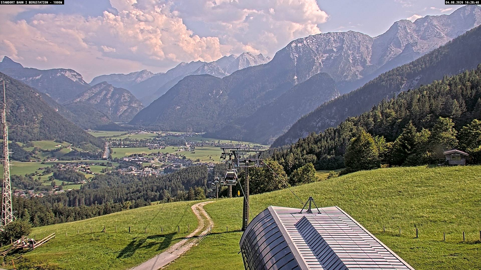 Archiv Foto Webcam Bergstation Almbahn I, Lofer