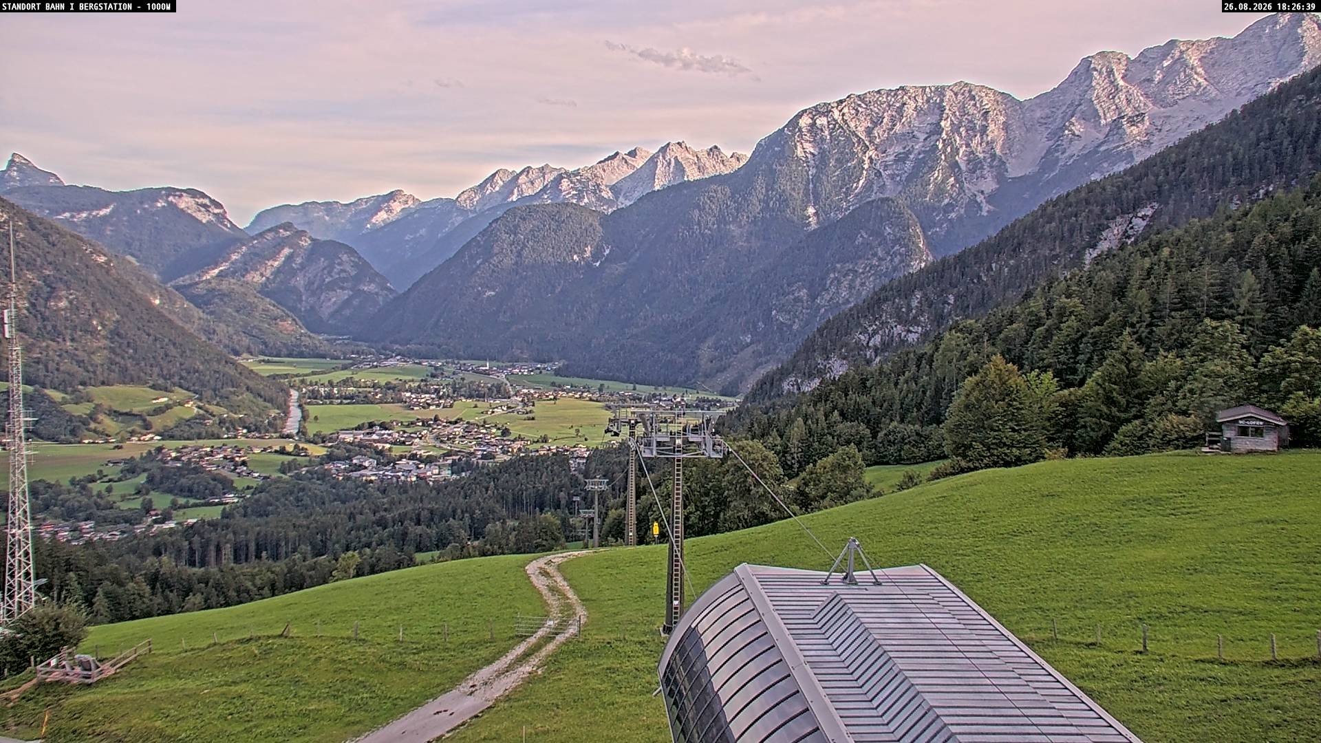 Archiv Foto Webcam Bergstation Almbahn I, Lofer