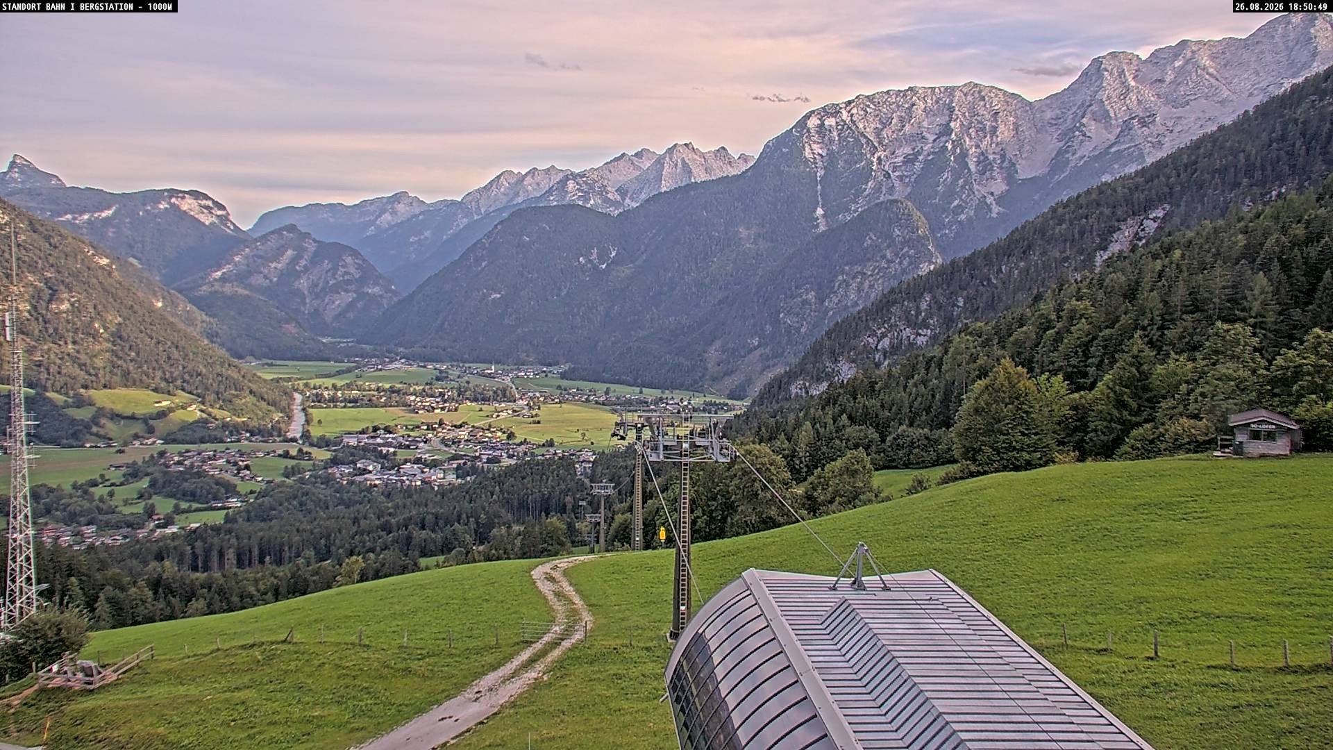 Archiv Foto Webcam Bergstation Almbahn I, Lofer