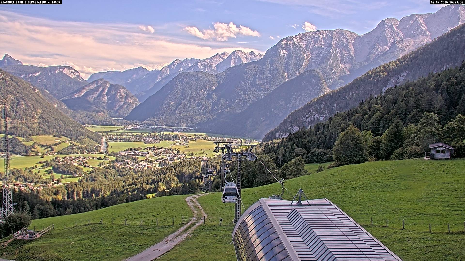 Archiv Foto Webcam Bergstation Almbahn I, Lofer