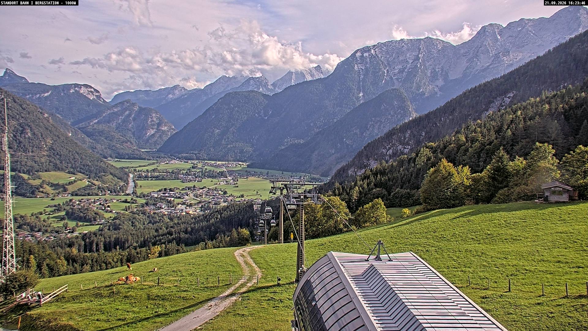 Archiv Foto Webcam Bergstation Almbahn I, Lofer