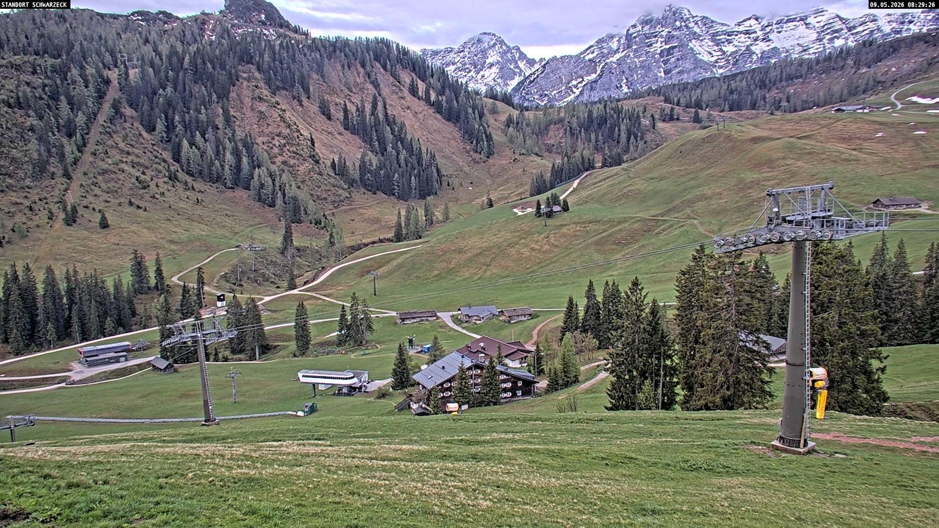 Archived image Webcam View on Almenwelt Lofer
