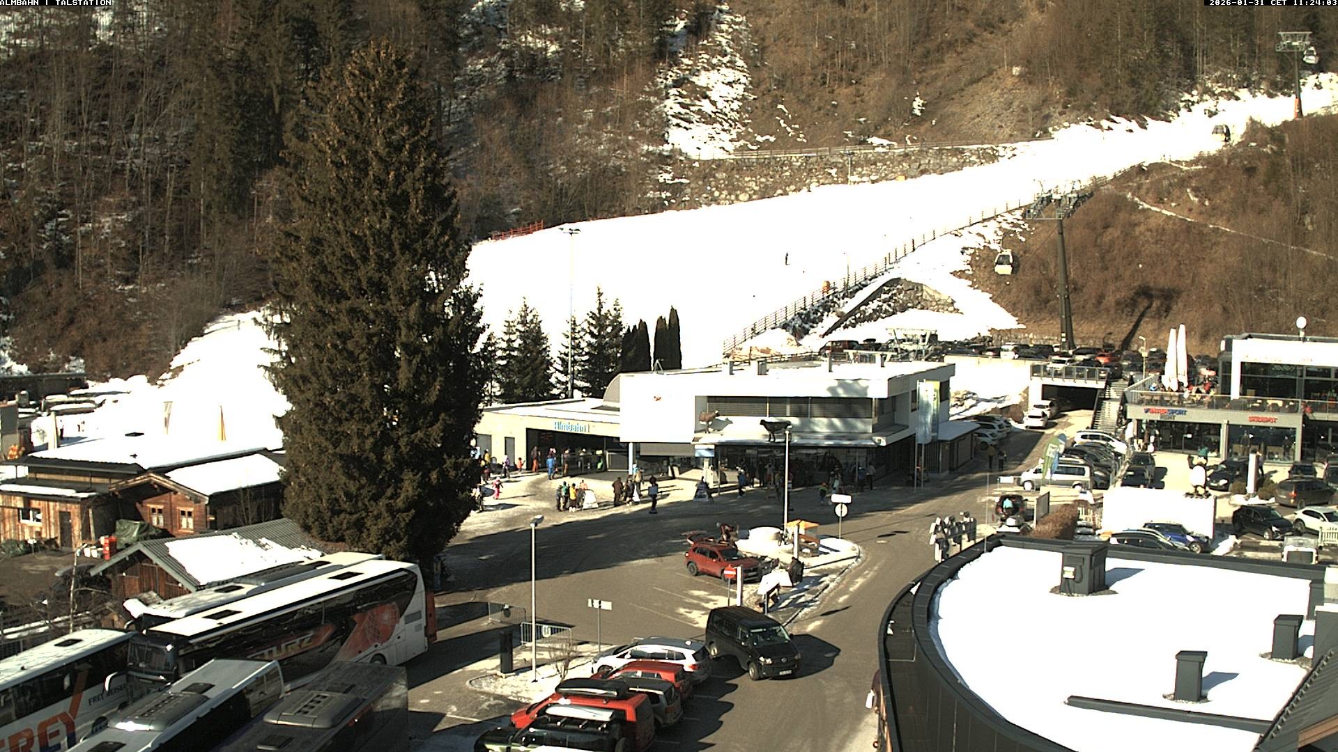 Archiv Foto Webcam Lofereralmbahn 1 - Talstation