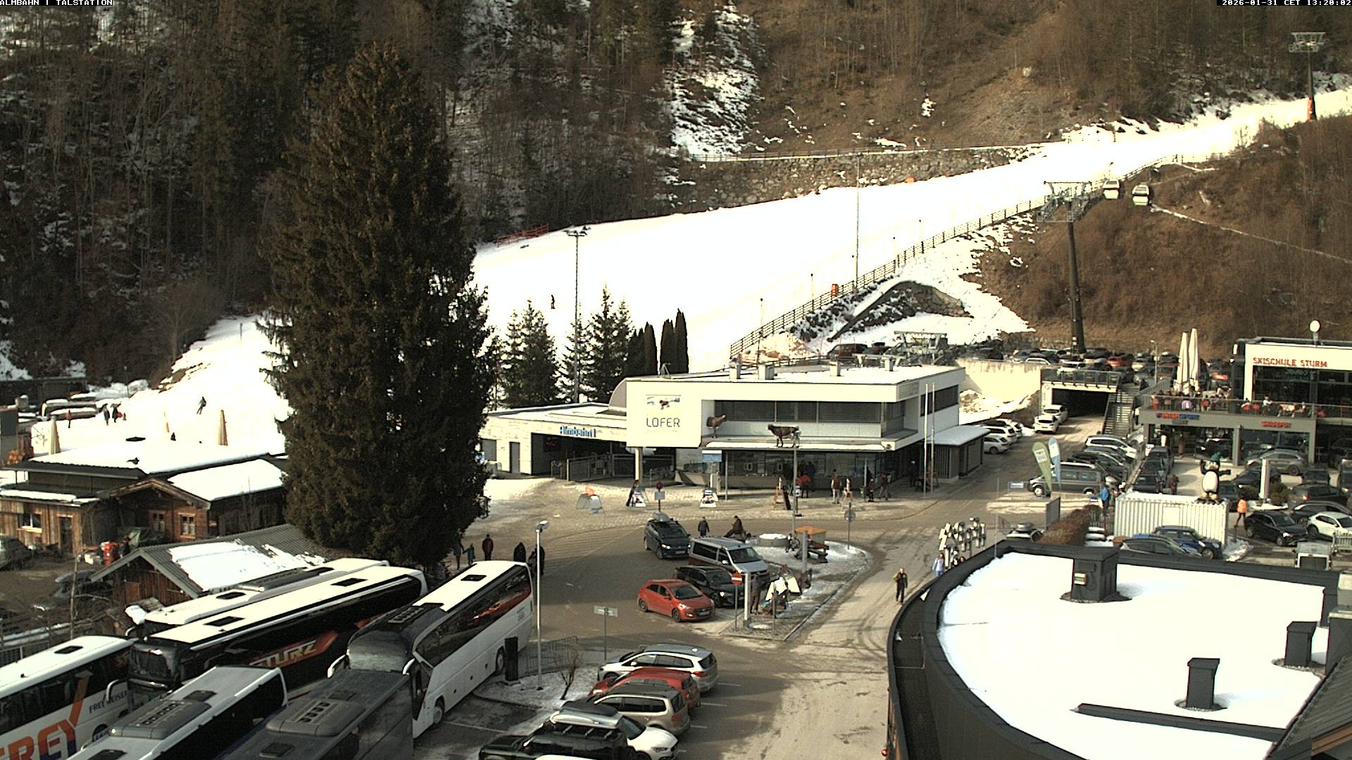 Archiv Foto Webcam Lofereralmbahn 1 - Talstation