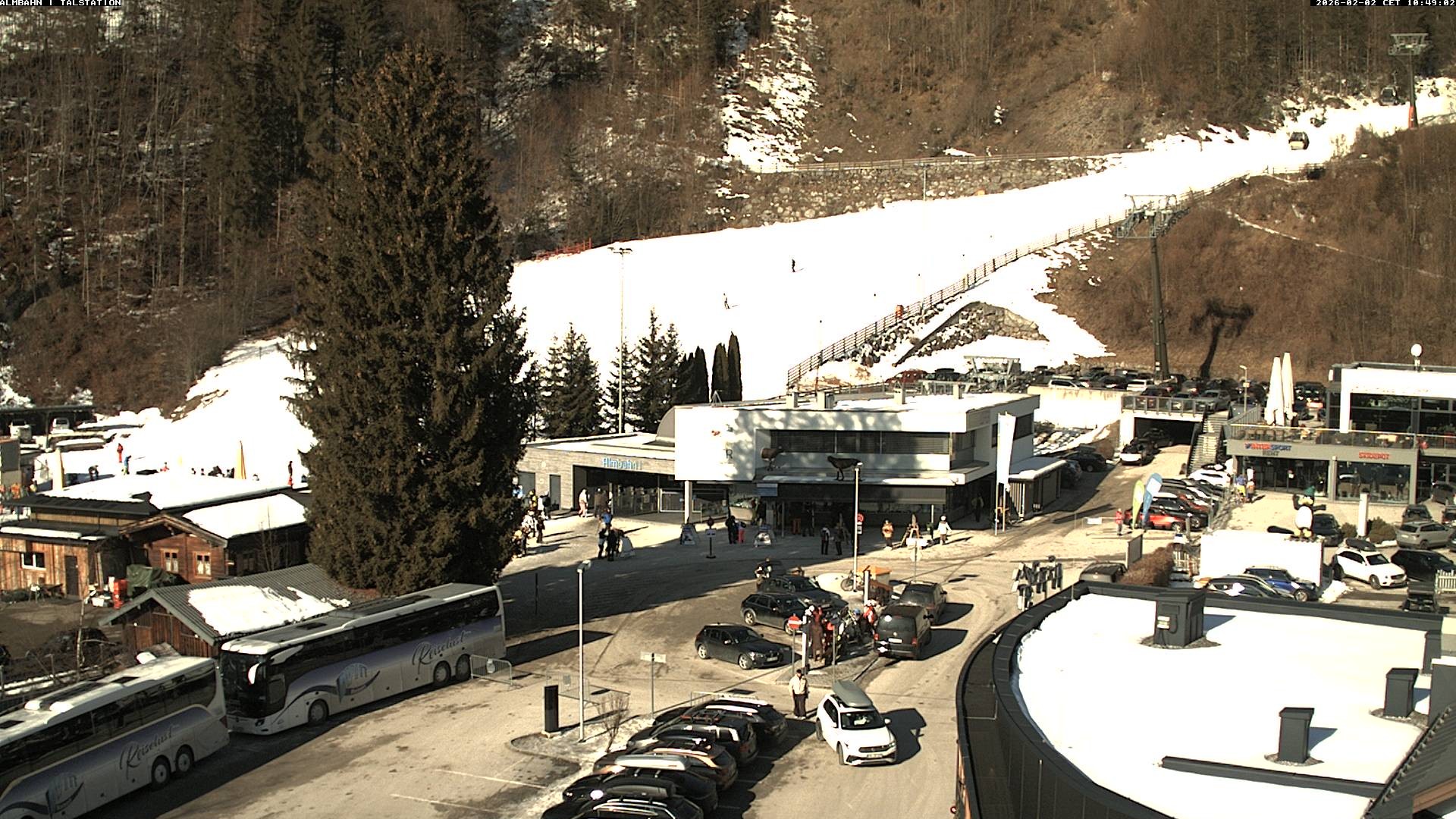 Archived image Webcam Lofereralmbahn 1 base station