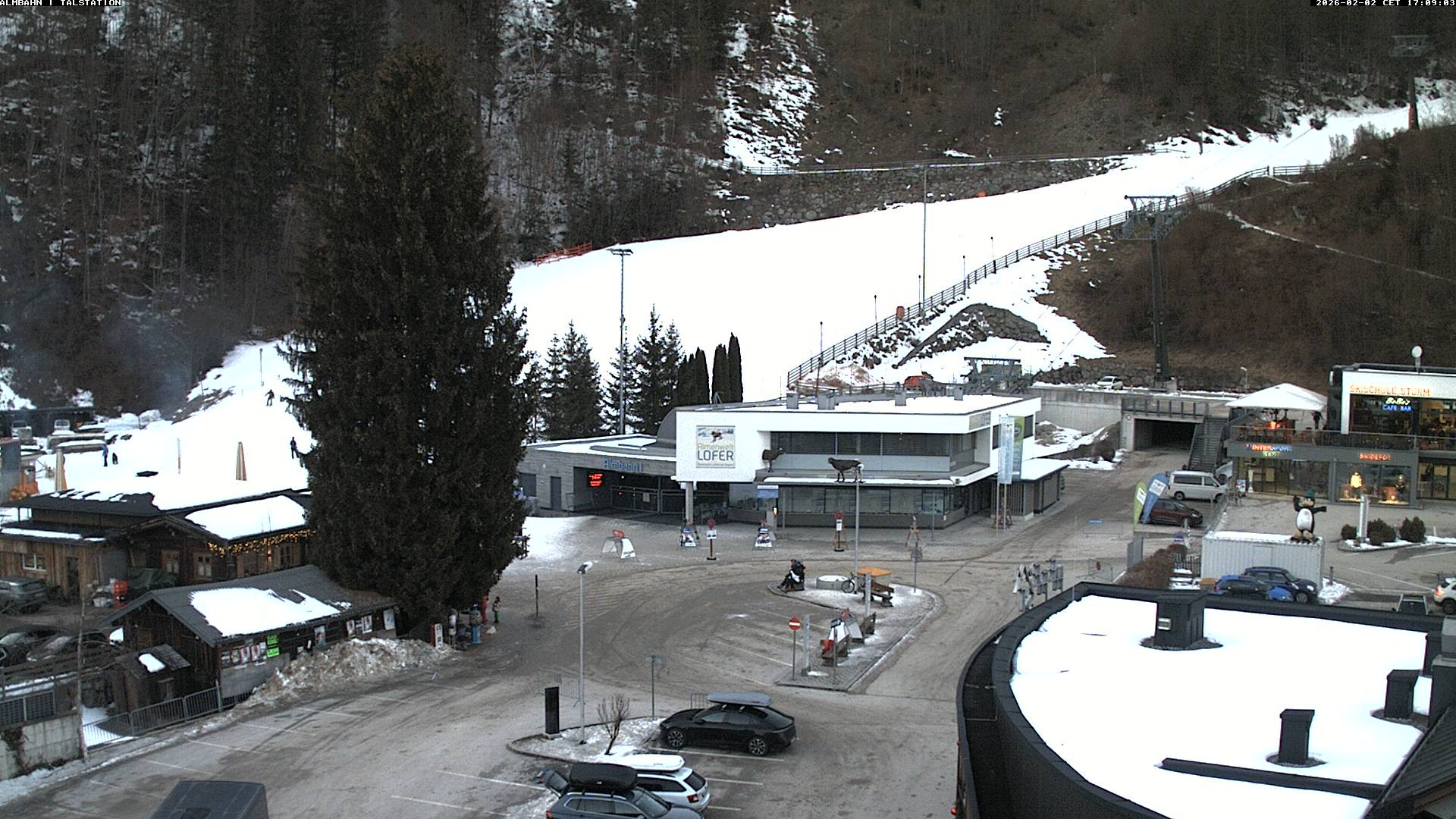Archived image Webcam Lofereralmbahn 1 base station