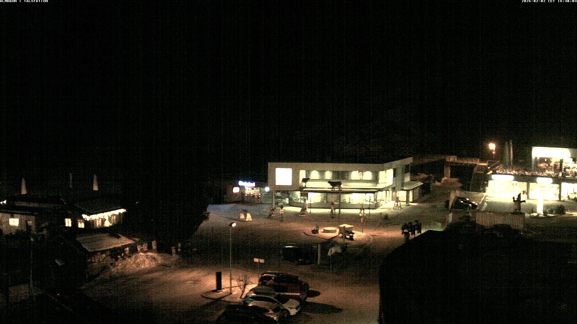 Archived image Webcam Lofereralmbahn 1 base station