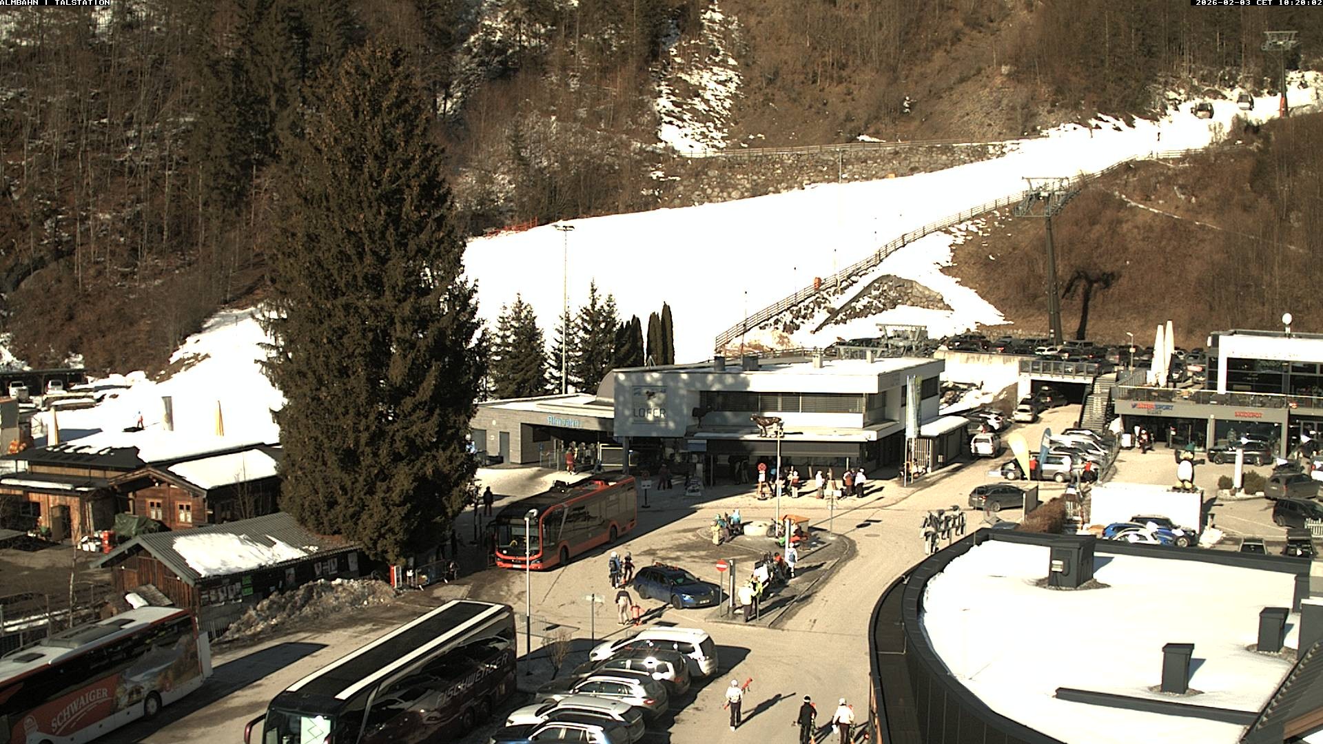 Archiv Foto Webcam Lofereralmbahn 1 - Talstation