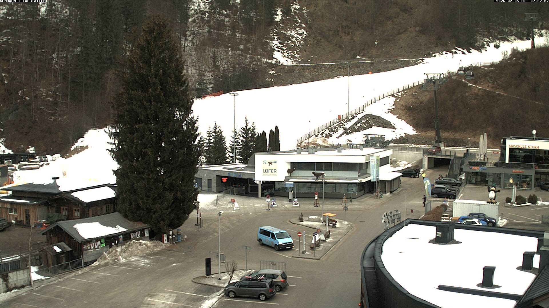 Archiv Foto Webcam Lofereralmbahn 1 - Talstation