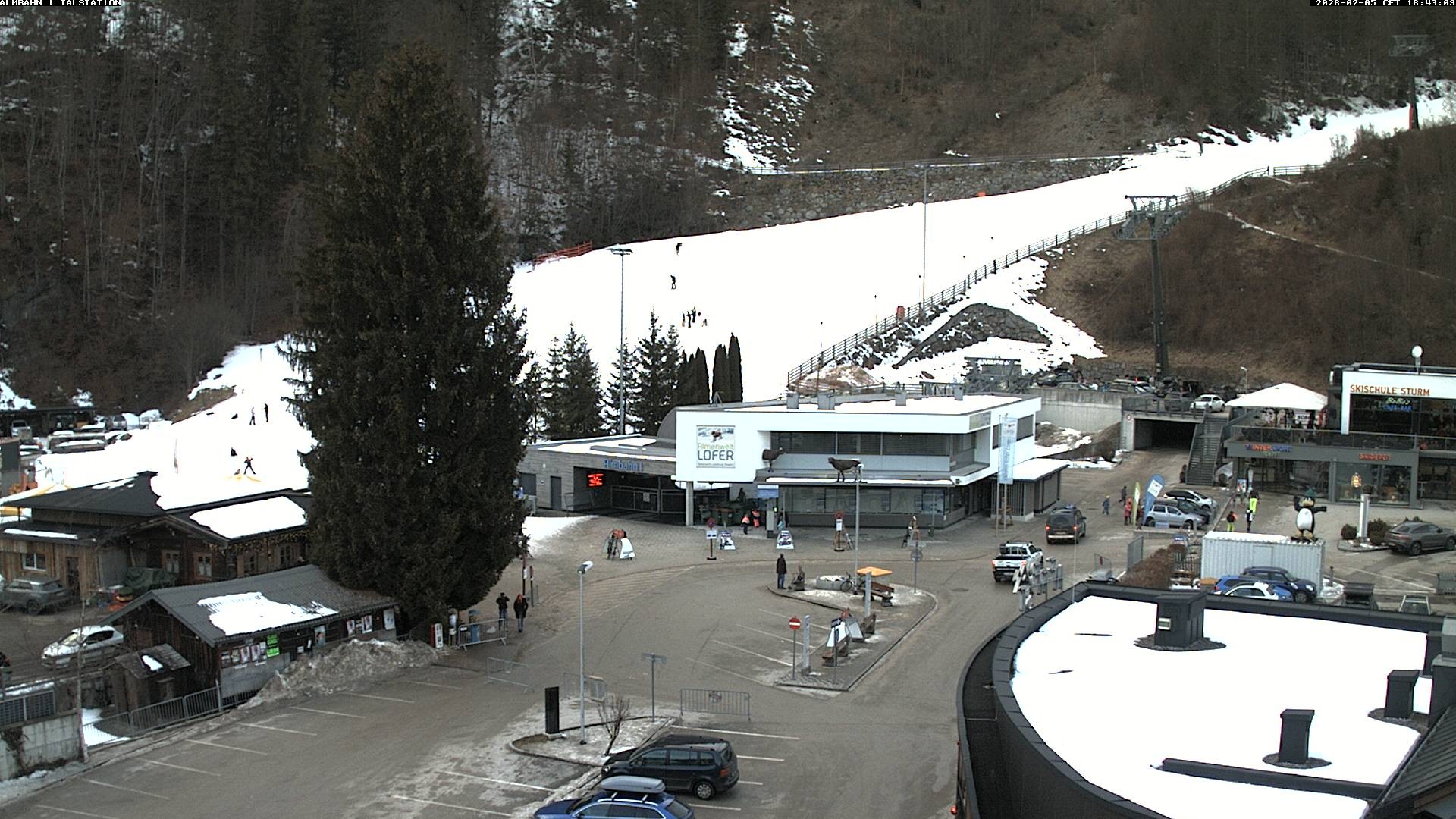 Archiv Foto Webcam Lofereralmbahn 1 - Talstation