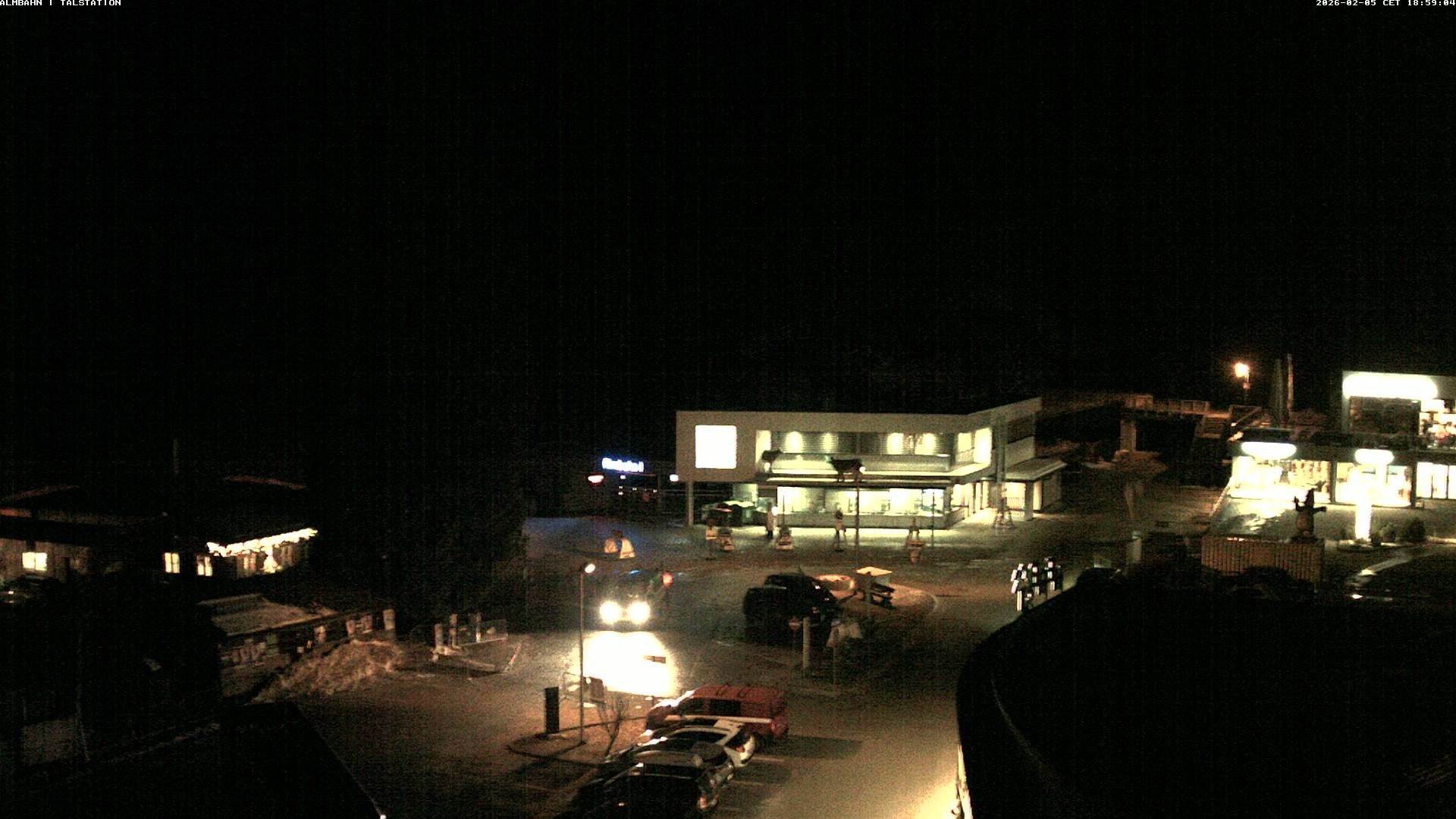 Archiv Foto Webcam Lofereralmbahn 1 - Talstation