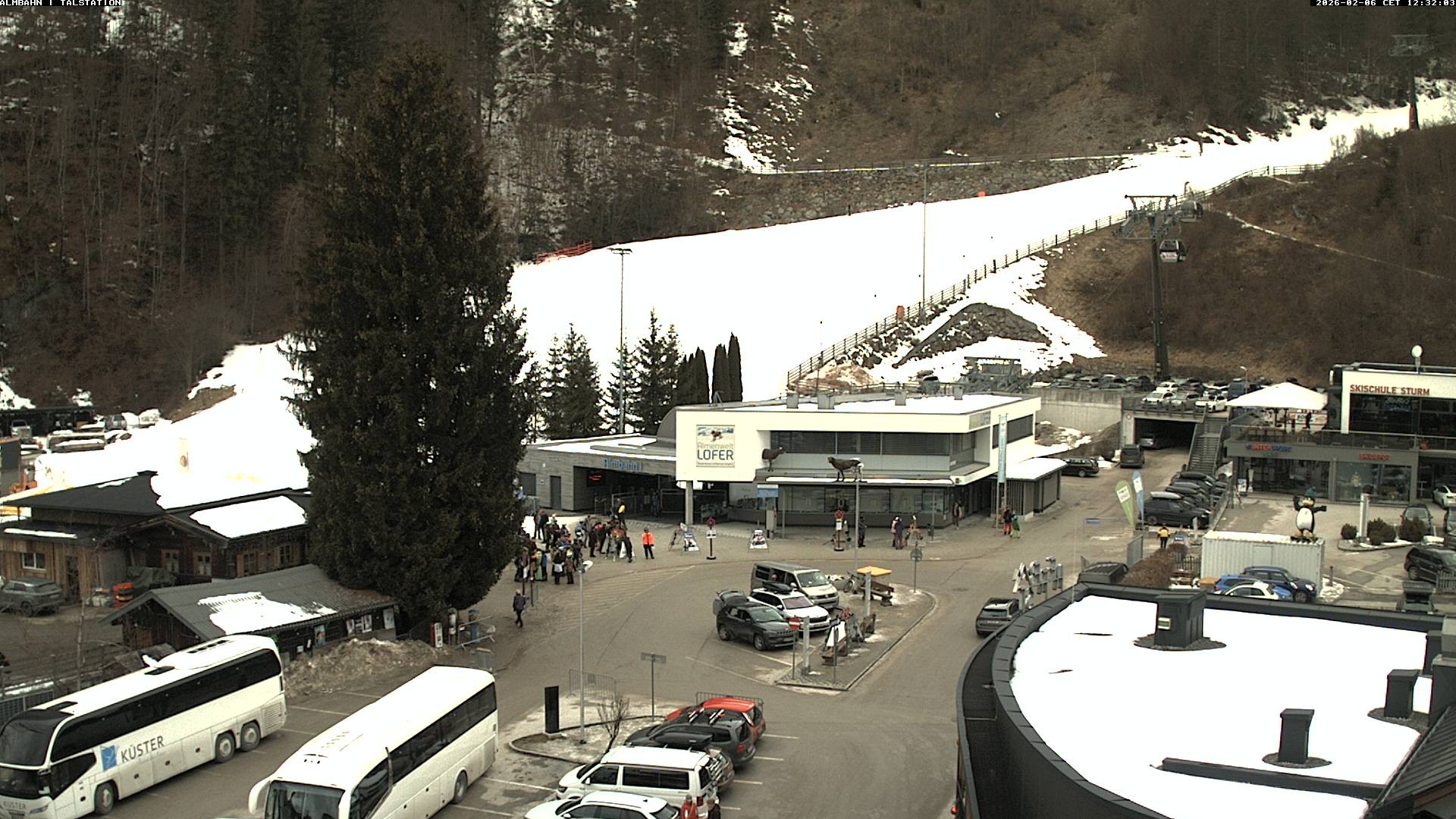 Archiv Foto Webcam Lofereralmbahn 1 - Talstation