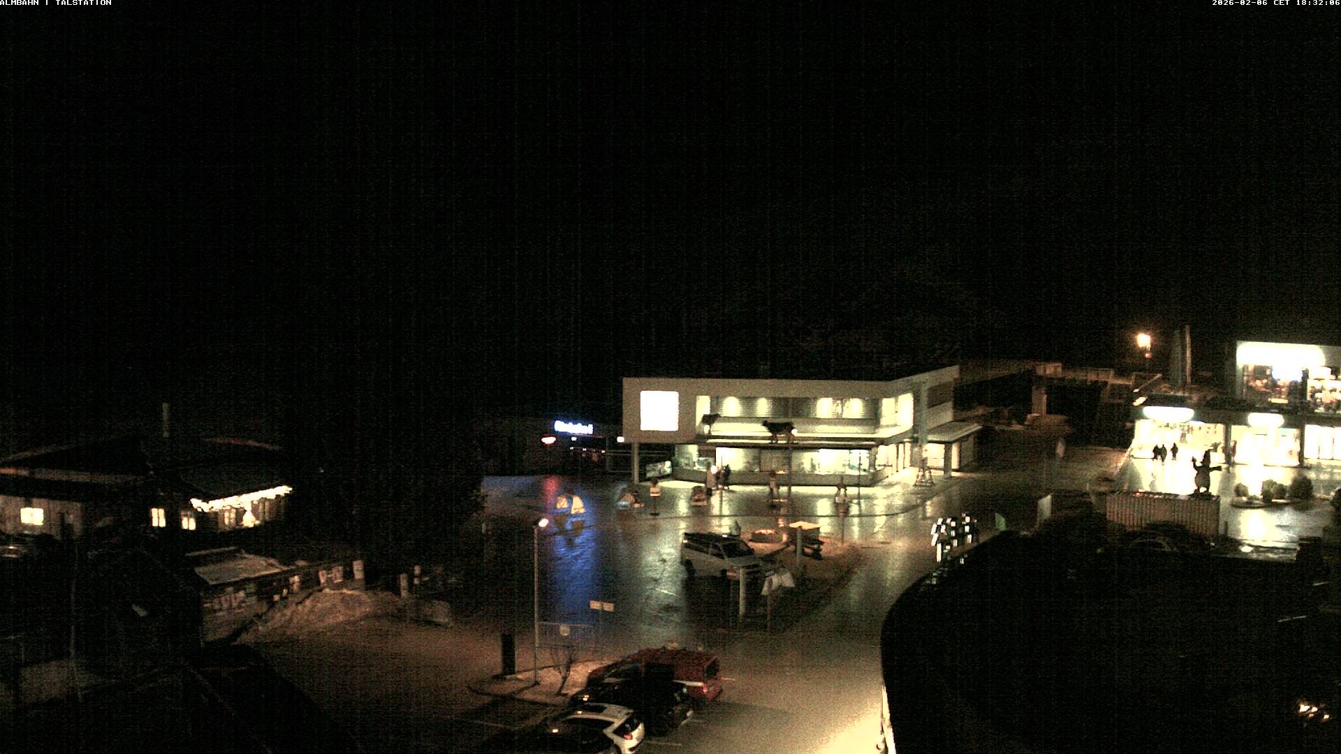 Archiv Foto Webcam Lofereralmbahn 1 - Talstation