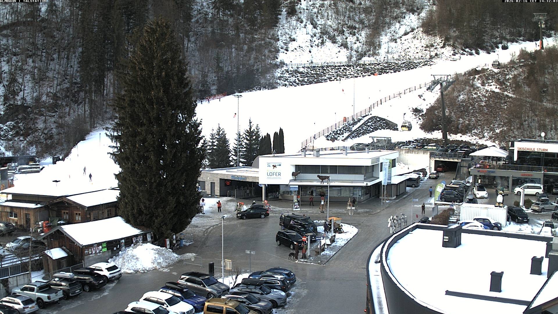 Archiv Foto Webcam Lofereralmbahn 1 - Talstation