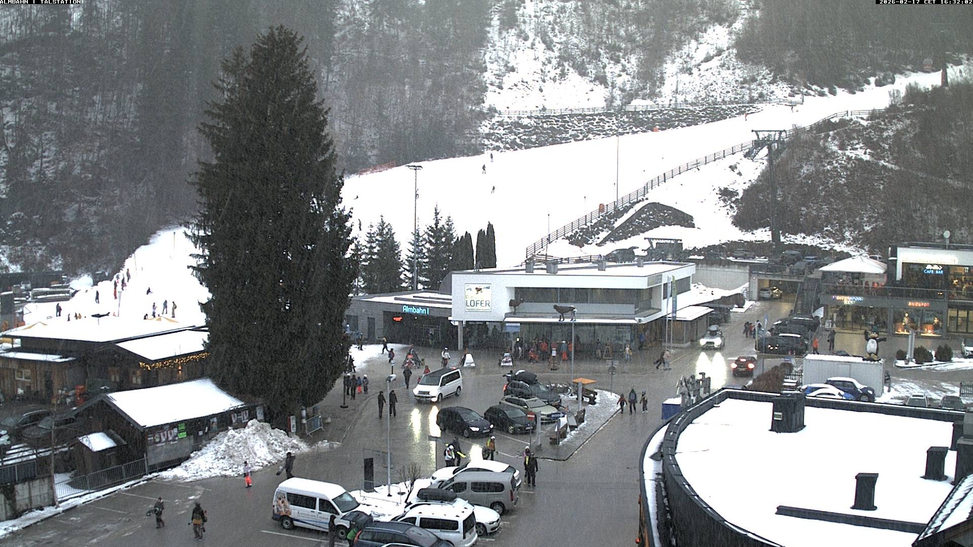 Archiv Foto Webcam Lofereralmbahn 1 - Talstation