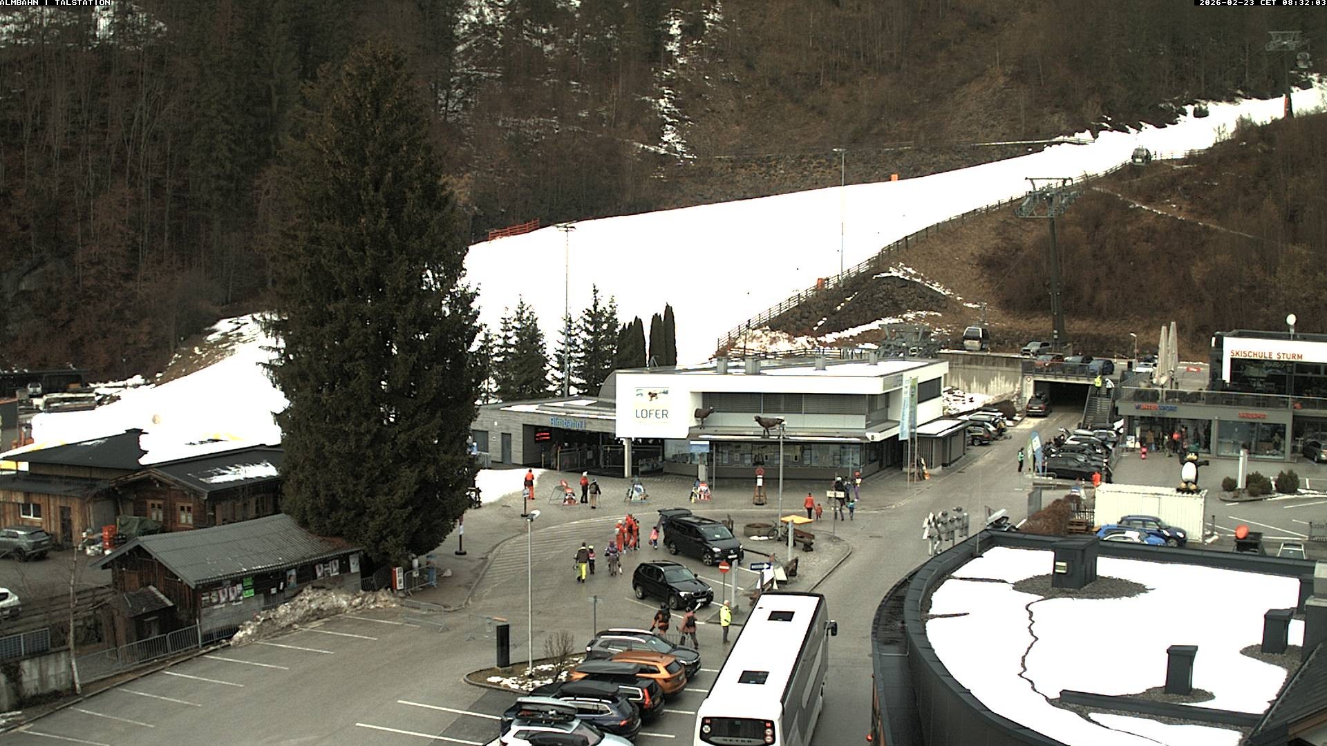 Archiv Foto Webcam Lofereralmbahn 1 - Talstation
