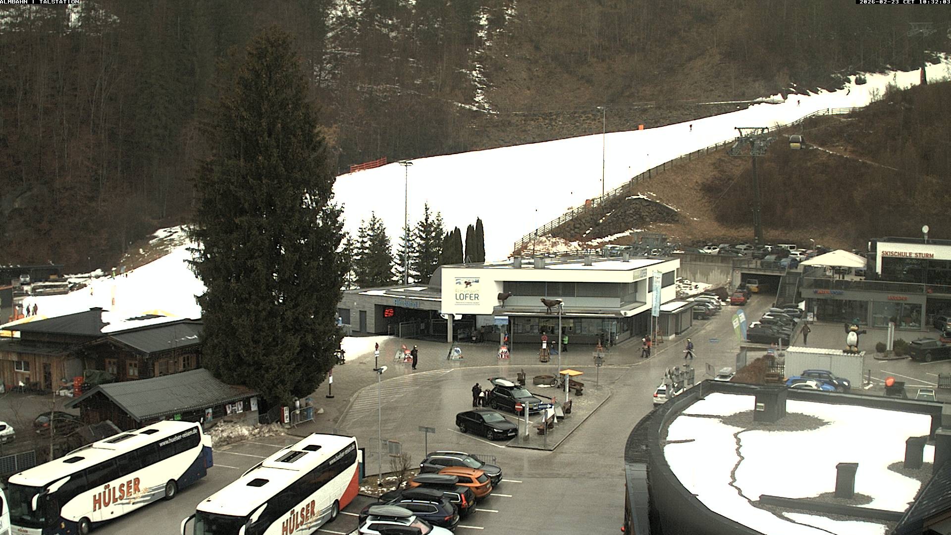 Archiv Foto Webcam Lofereralmbahn 1 - Talstation