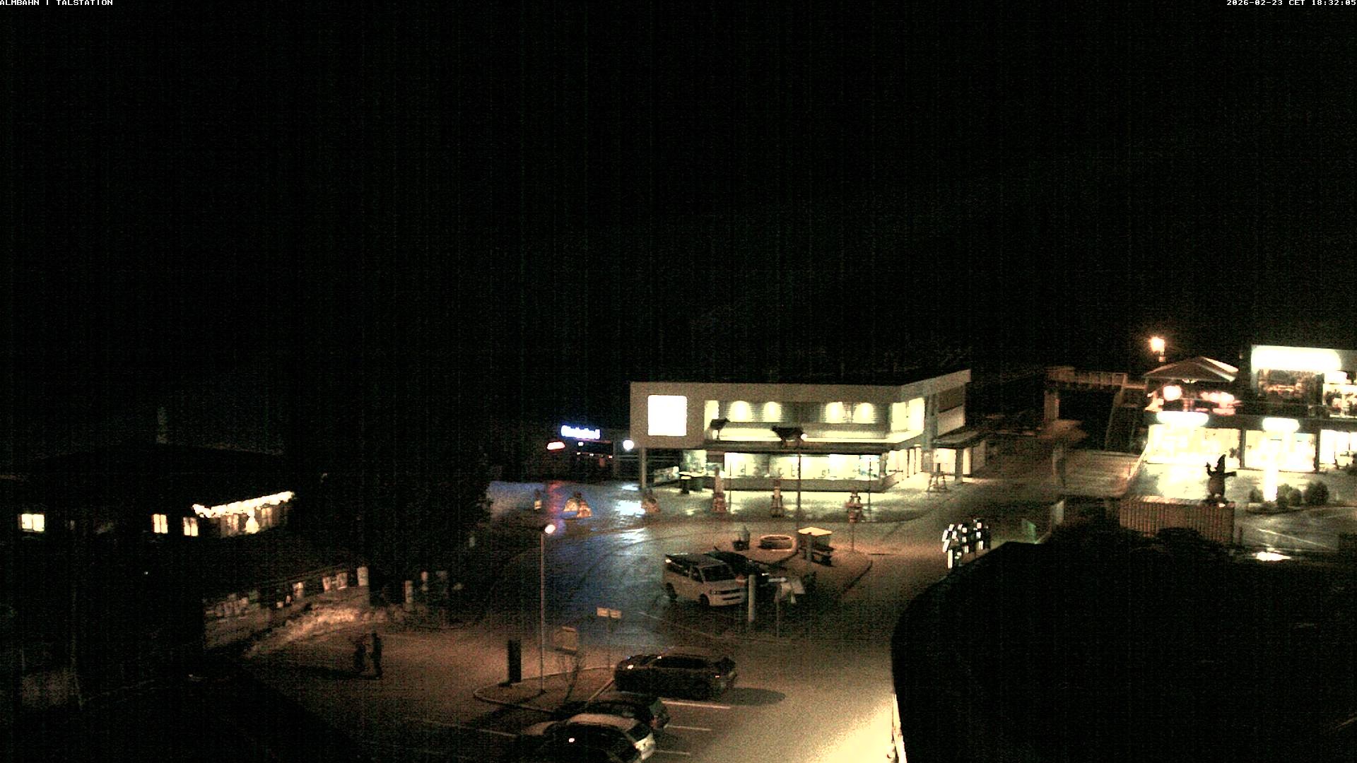 Archiv Foto Webcam Lofereralmbahn 1 - Talstation