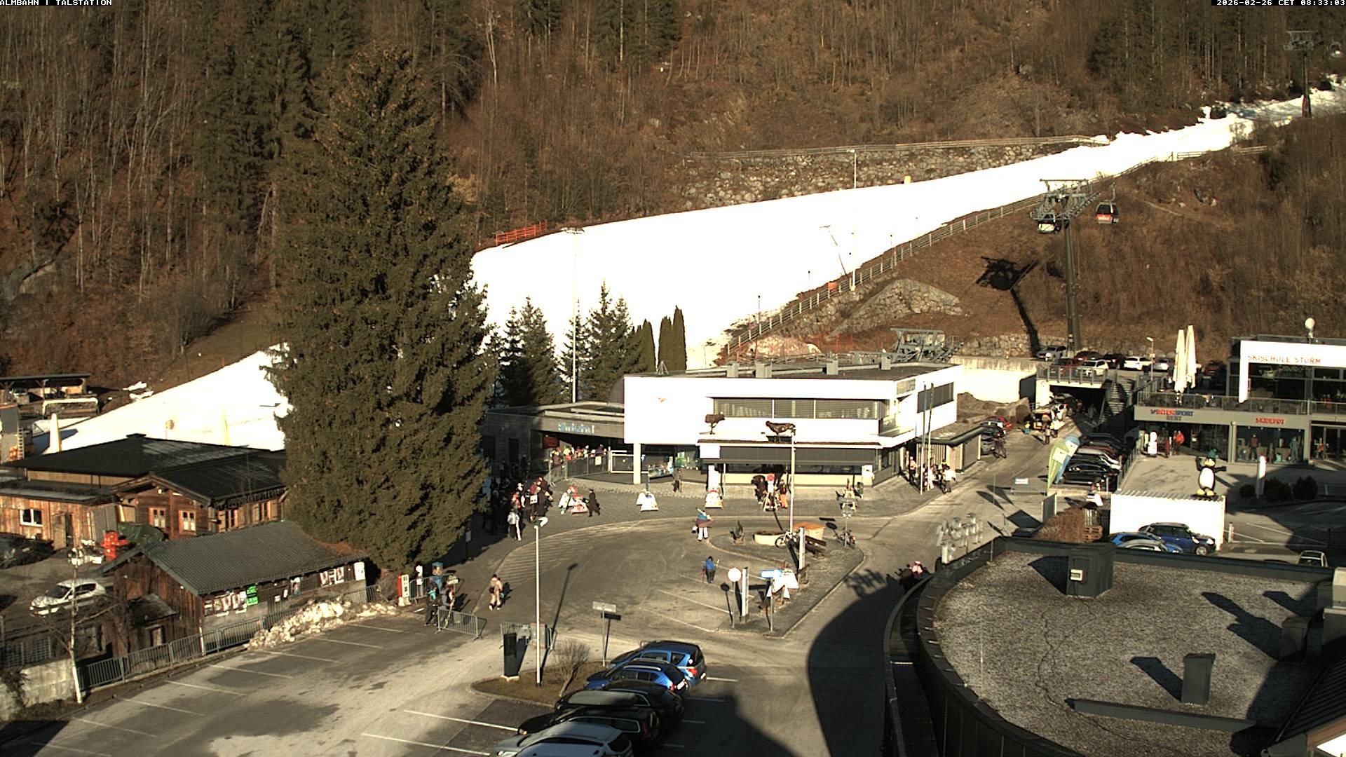 Archived image Webcam Lofereralmbahn 1 base station