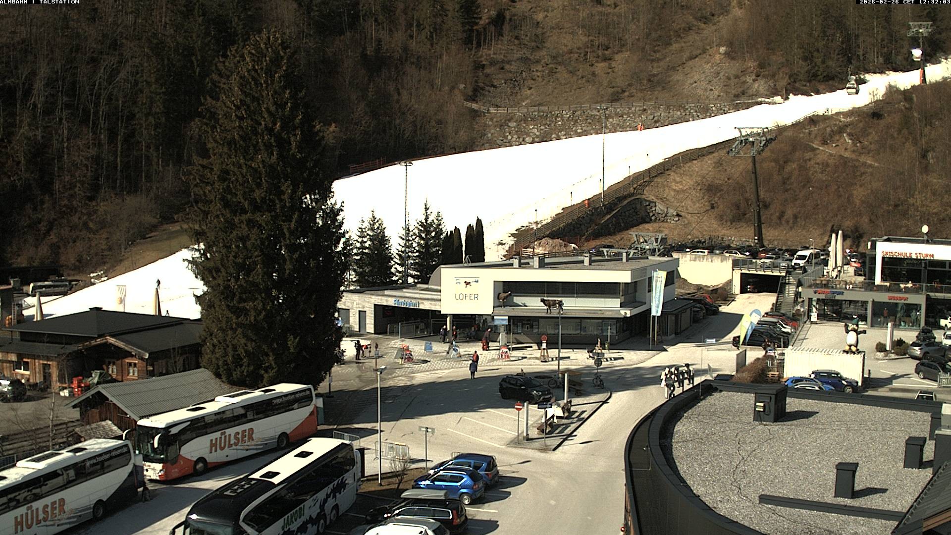 Archived image Webcam Lofereralmbahn 1 base station