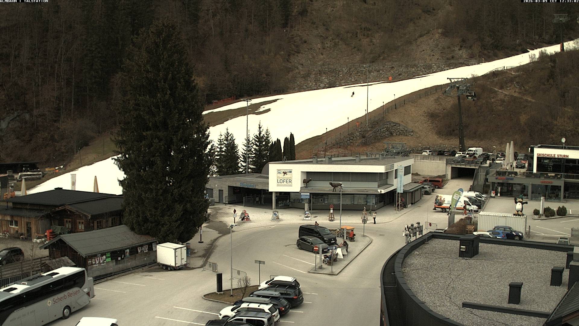 Archiv Foto Webcam Lofereralmbahn 1 - Talstation