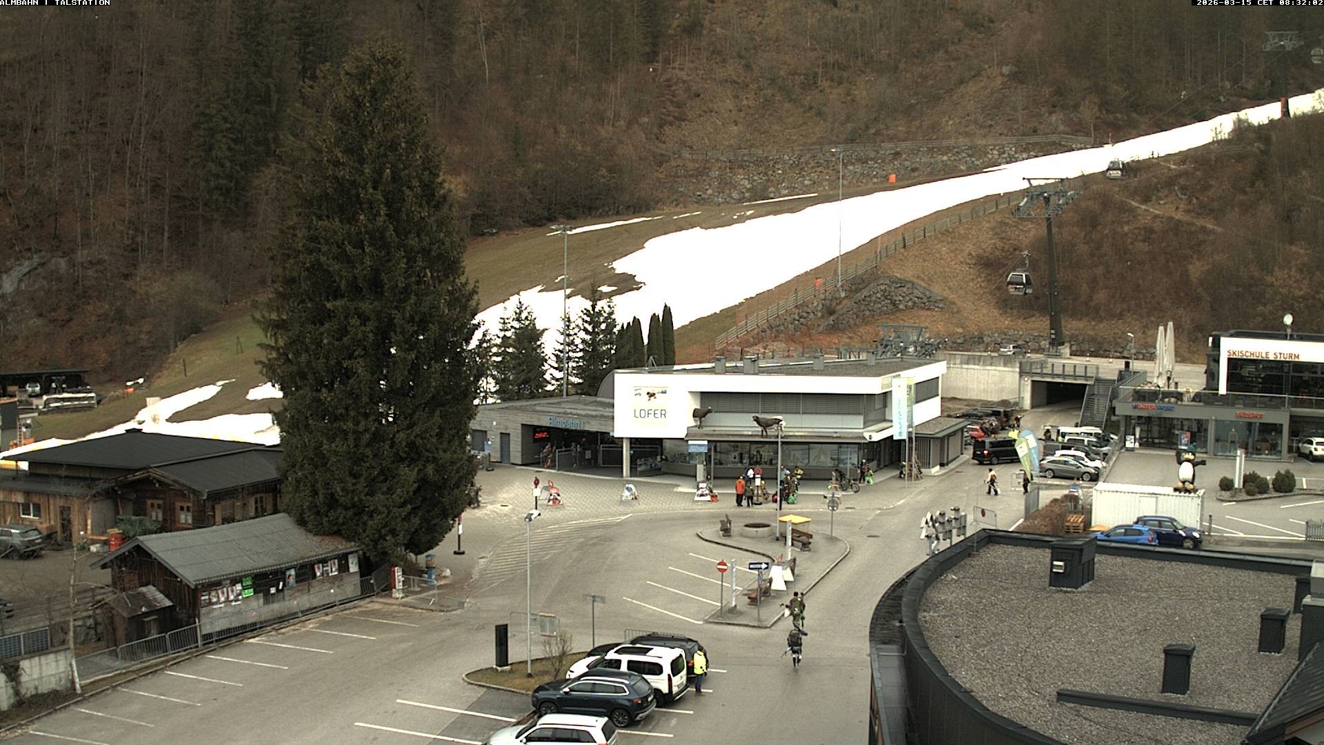 Archiv Foto Webcam Lofereralmbahn 1 - Talstation