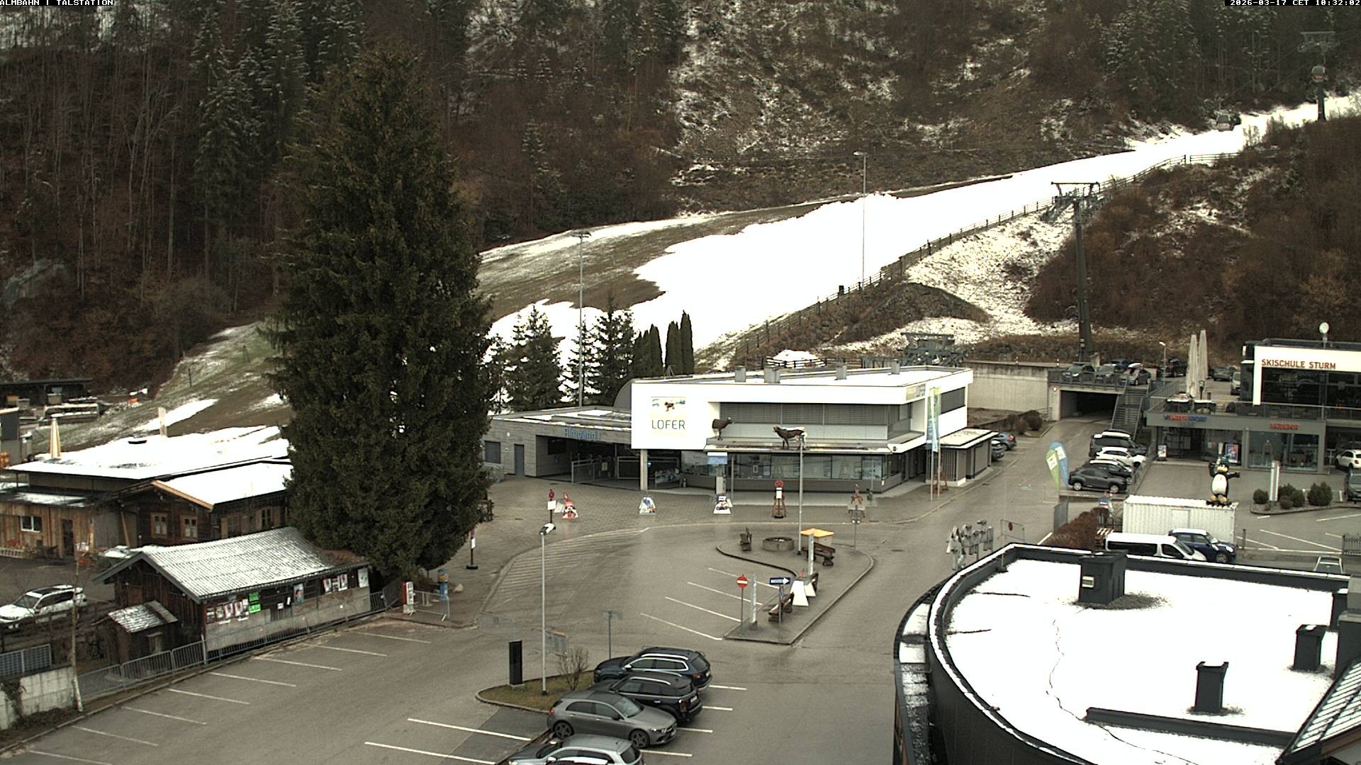 Archiv Foto Webcam Lofereralmbahn 1 - Talstation